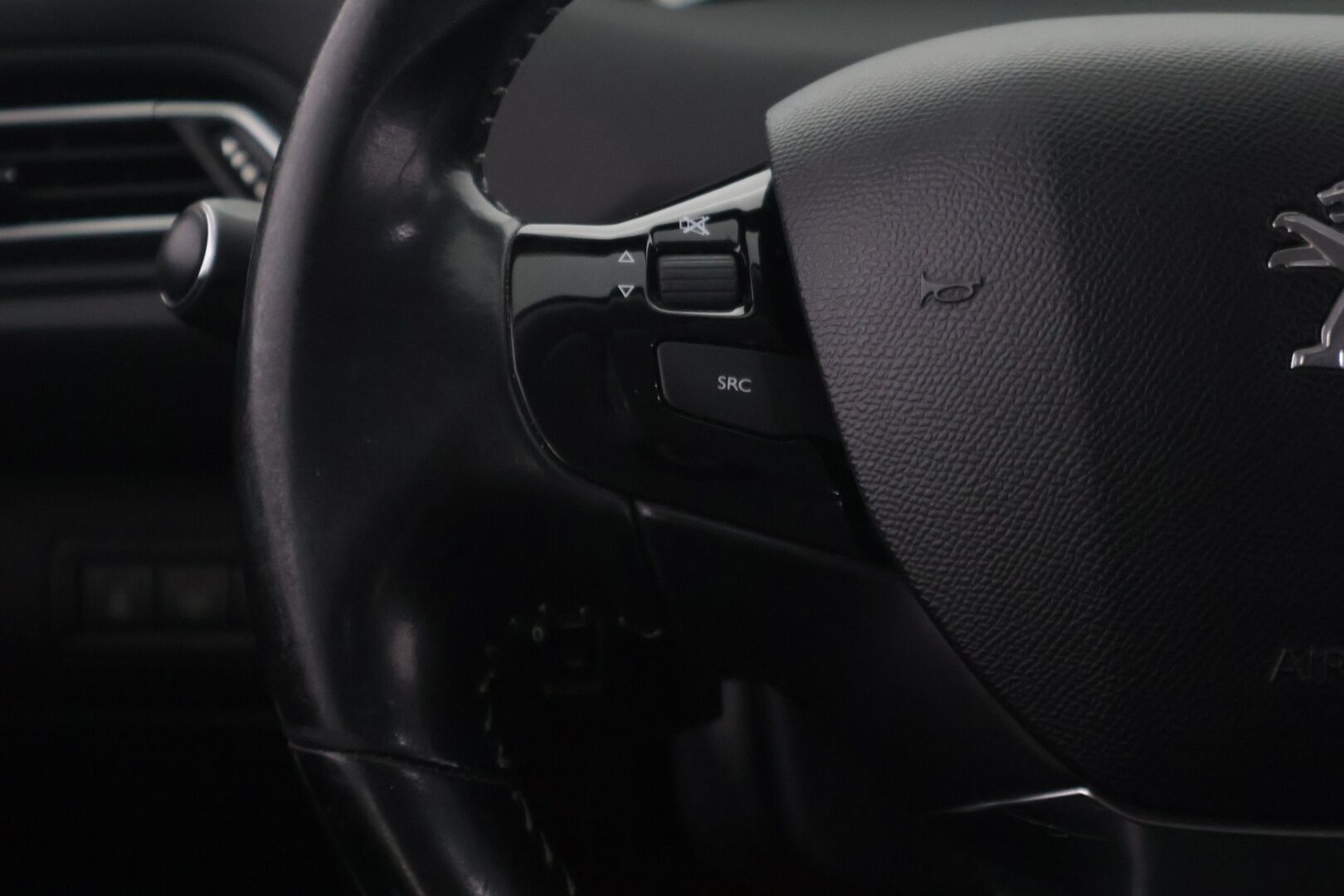 Peugeot 308 2016 SW Allure Edition PureTech 130 * Myydään Huutokaupat.com* - https://huutokaupat.com/kohde/6533297/peugeot-308-ryhdikas-yksilo-2016