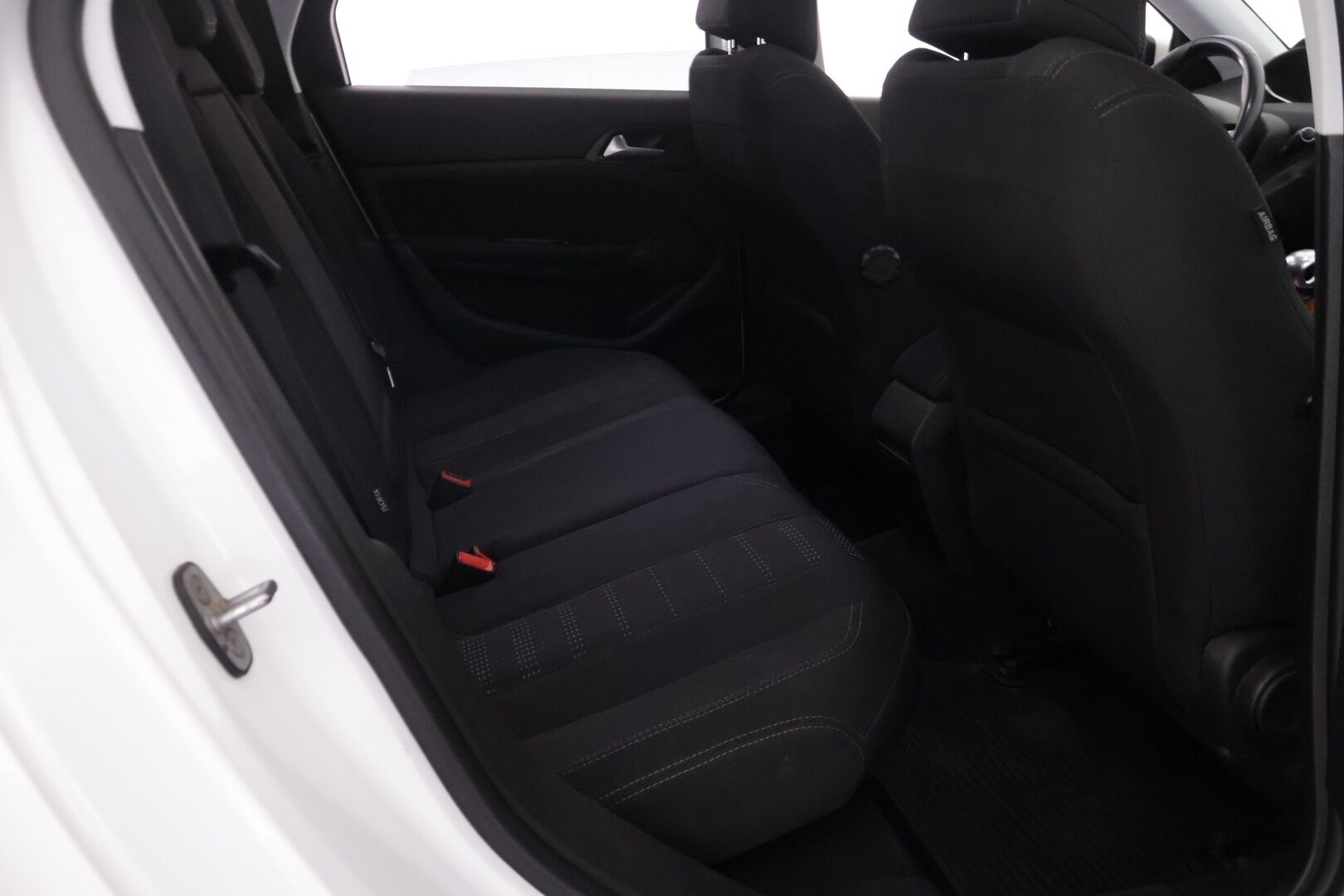 Peugeot 308 2016 SW Allure Edition PureTech 130 * Myydään Huutokaupat.com* - https://huutokaupat.com/kohde/6533297/peugeot-308-ryhdikas-yksilo-2016