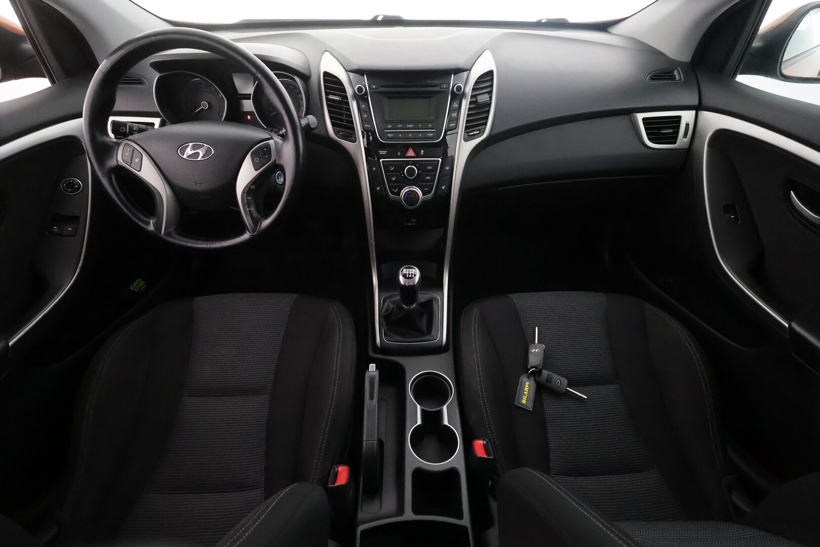 Hyundai i30 5d 2016 1,4 6MT ISG Classic - | Koukku | Lohkolämmitin | AUX&USB | Ilmastointi | Penkinlämmittimet | Ratinlämmitys | Sähköpeilit | Suomi-auto | Kahdet renkaat |