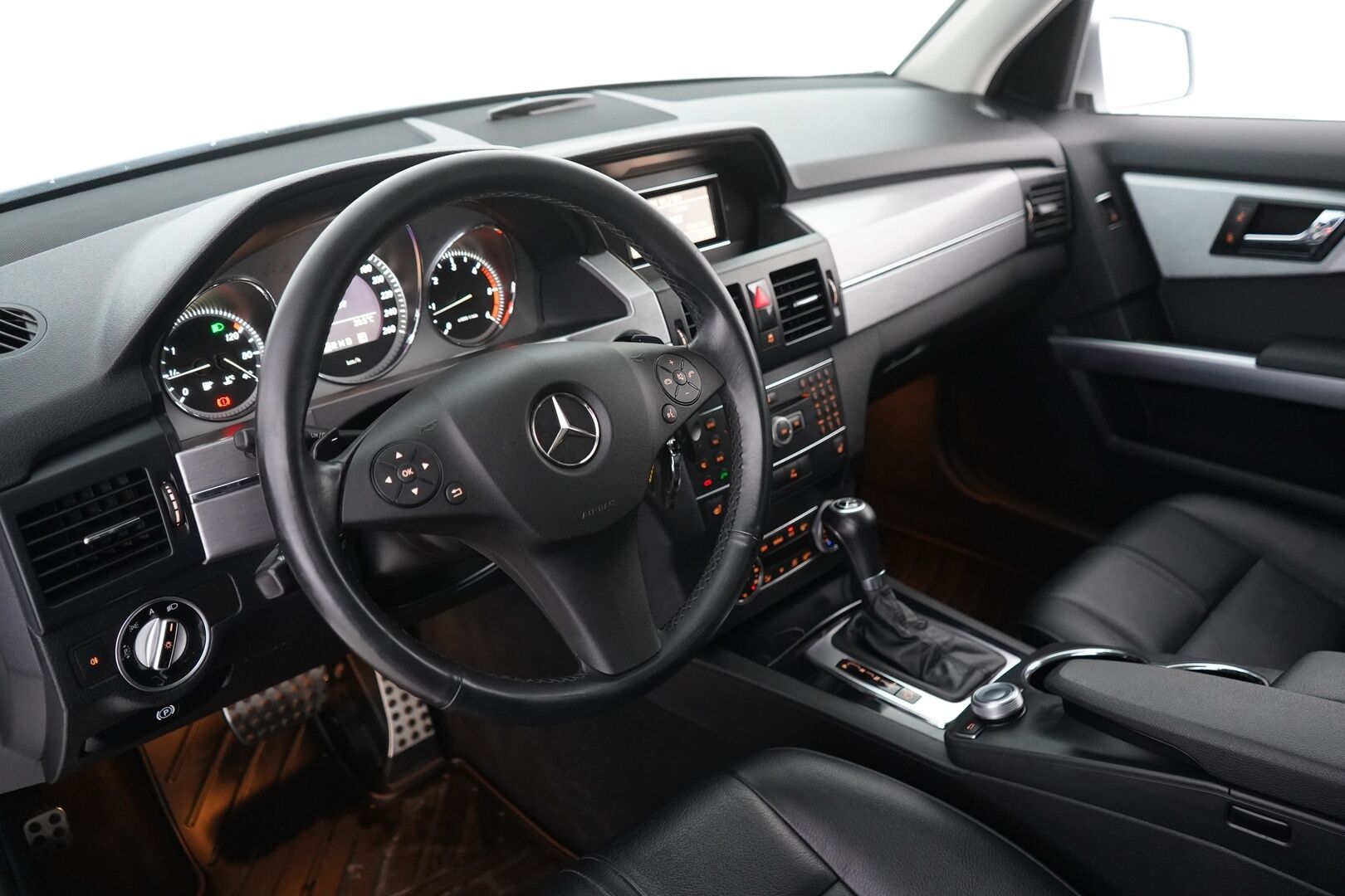 Mercedes-Benz GLK 2011 250 CDI BE 4Matic A Premium Business - Webasto | Vakkari | Bt | Nahkasisusta | S.kontti | Tutkat | Suomi-auto | Juuri huollettu