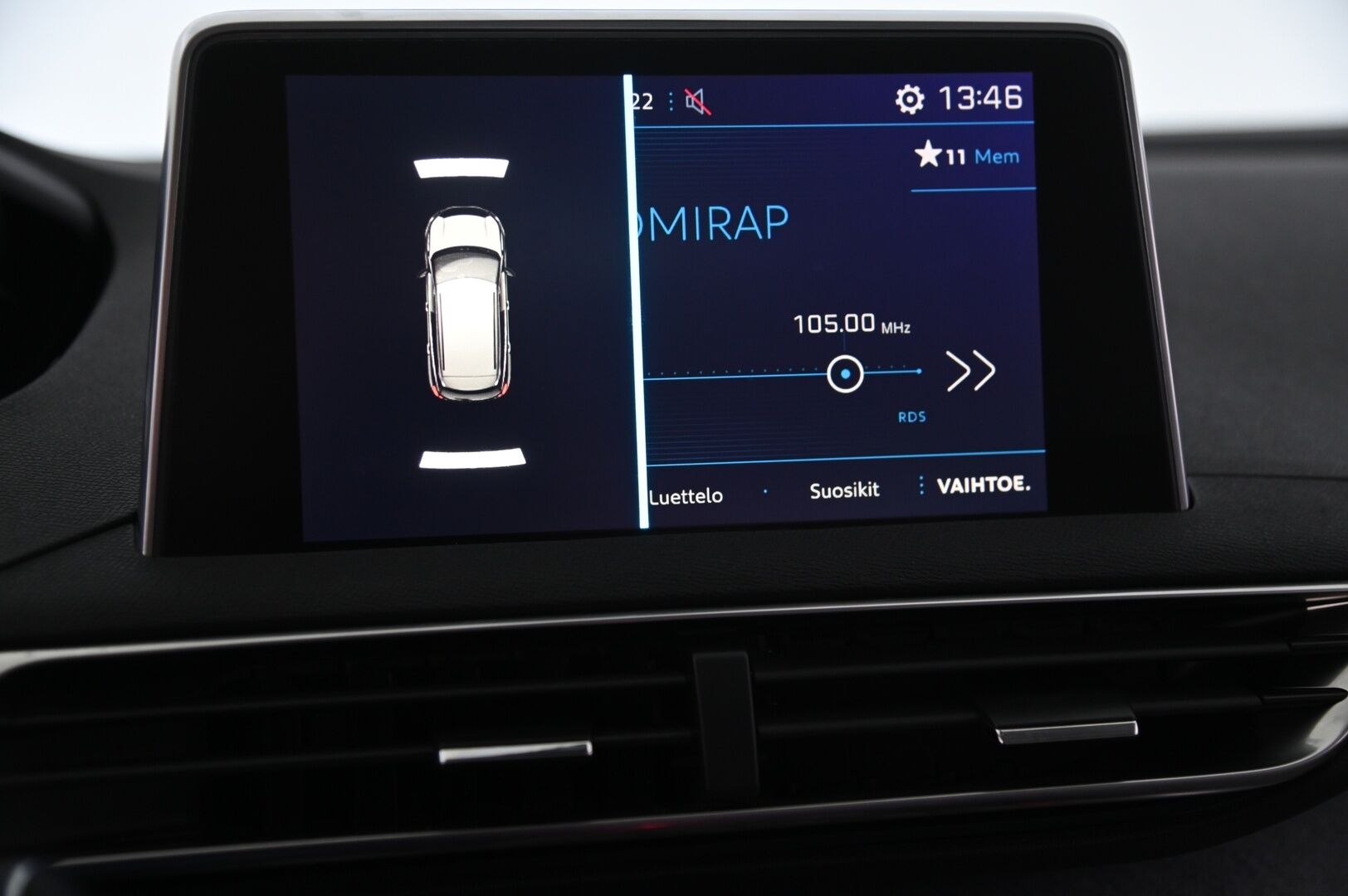 Peugeot 3008 2018 Allure PureTech 130 Automaatti - Panorama | Focal-äänentoisto | BT | Vakkari | Tutkat | 