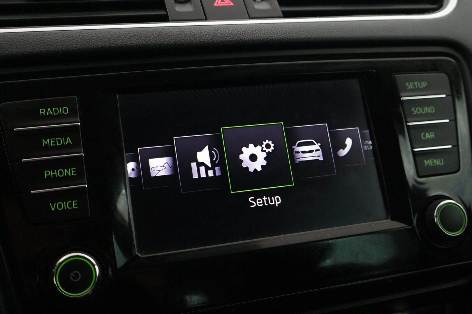Skoda Octavia 2016 Combi 1,6 TDI Style DSG Autom.** YritysOutlet - Myydään vain yrityksille - Webasto / KeyLessGo / Vakkari / Suomi-auto / 2 renkaat aluvanteilla* 