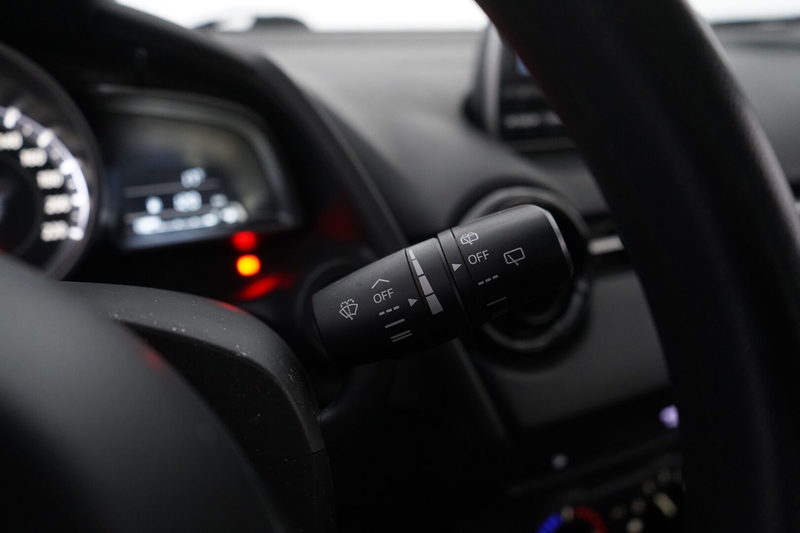 Mazda CX-3 2016 2,0 (120) SKYACTIV-G Active 6MT EA1 - 1-om Suomi-auto