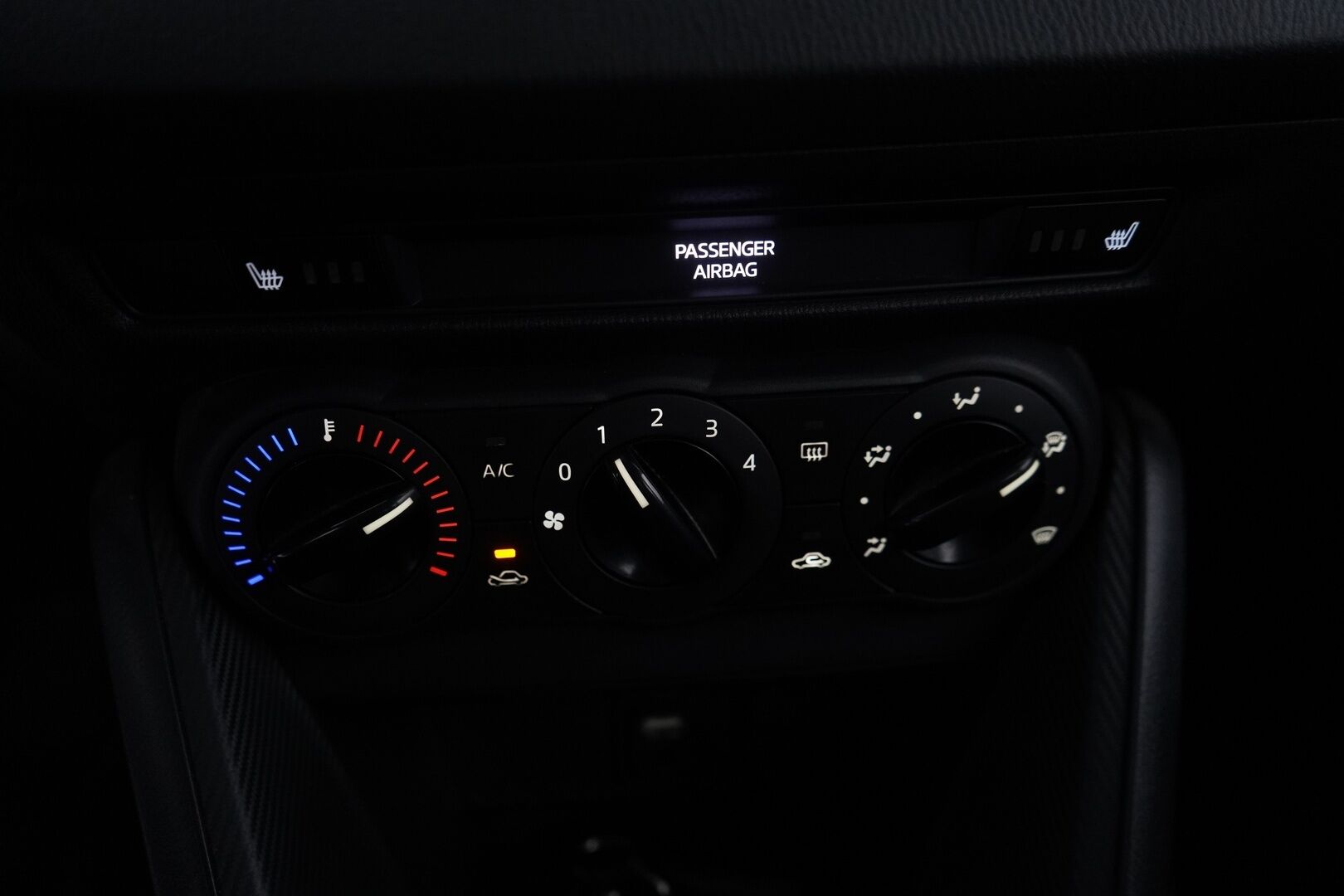 Mazda CX-3 2016 2,0 (120) SKYACTIV-G Active 6MT EA1 - 1-om Suomi-auto