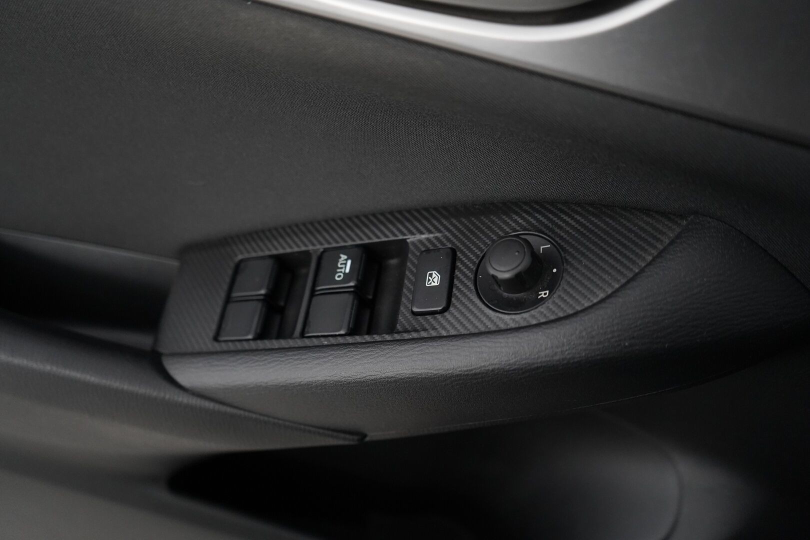 Mazda CX-3 2016 2,0 (120) SKYACTIV-G Active 6MT EA1 - 1-om Suomi-auto