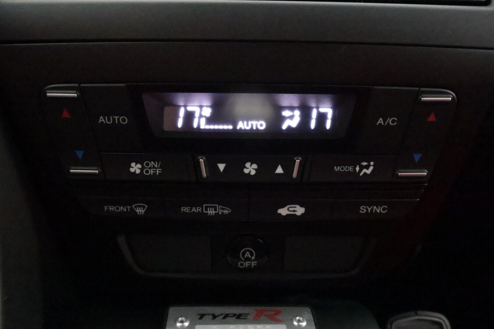 Honda Civic 2016 5D 2,0 Type-R GT - | BBS CHR | Kuppipenkit | Navi | P.kamera | Keyless | BSM | Kaistavahti | +R tila | Lohko + sisälämmitin | LED | BT | 2x renkaat aluin | Huoltokirja | Suomiauto | 