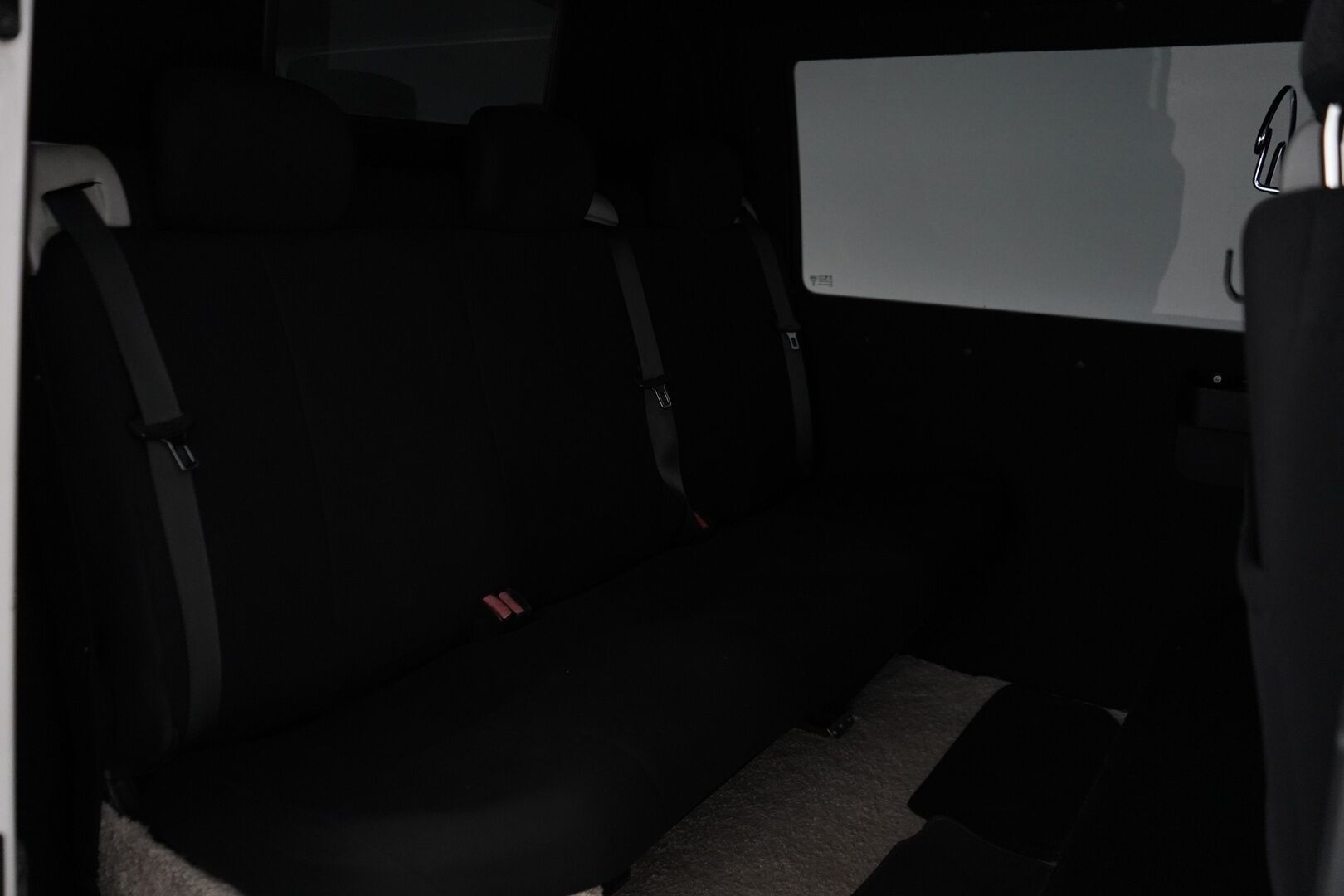 Volkswagen Transporter 2010 2.0 TDI 103 kW Umpipakettiauto *Bluetooth / Ilmastointi / Kosketusnäyttö soitin* - KATSO EDULLINEN HINTA! / Kahdet vanteet + Renkaat / Viimeisin huolto 318tkm + Jakopää - HULLUT AVAJAISHULINAT KORKOTARJOUS 3,29 %