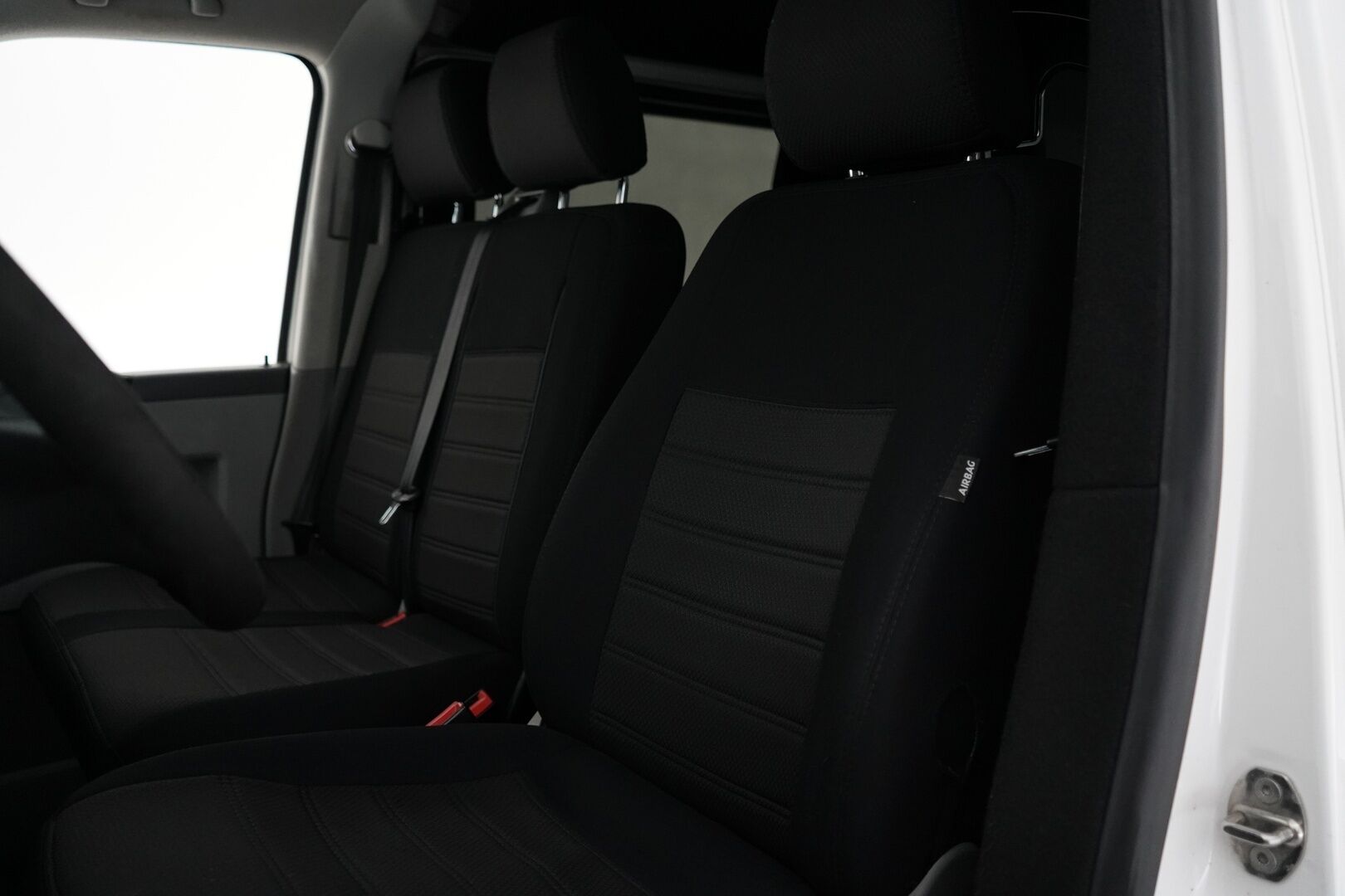 Volkswagen Transporter 2010 2.0 TDI 103 kW Umpipakettiauto *Bluetooth / Ilmastointi / Kosketusnäyttö soitin* - Kahdet vanteet + Renkaat / Viimeisin huolto 318tkm + Jakopää