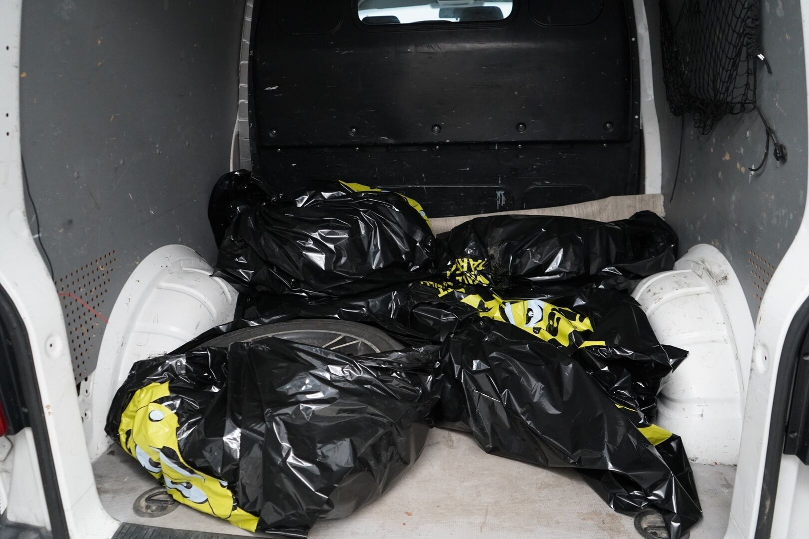 Volkswagen Transporter 2010 2.0 TDI 103 kW Umpipakettiauto *Bluetooth / Ilmastointi / Kosketusnäyttö soitin* - KATSO EDULLINEN HINTA! / Kahdet vanteet + Renkaat / Viimeisin huolto 318tkm + Jakopää - HULLUT AVAJAISHULINAT KORKOTARJOUS 3,29 %