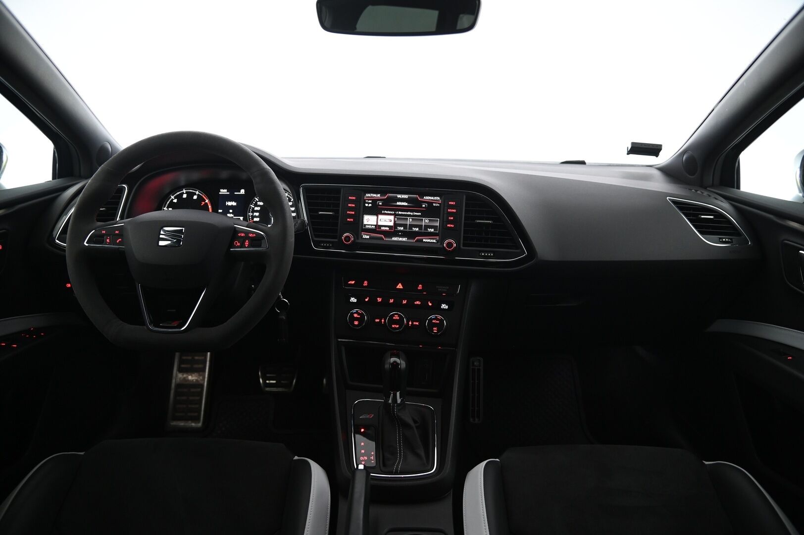 Seat Leon ST 2016 2,0 TSI 290 Cupra DSG - P-kamera | Vakkari | Led