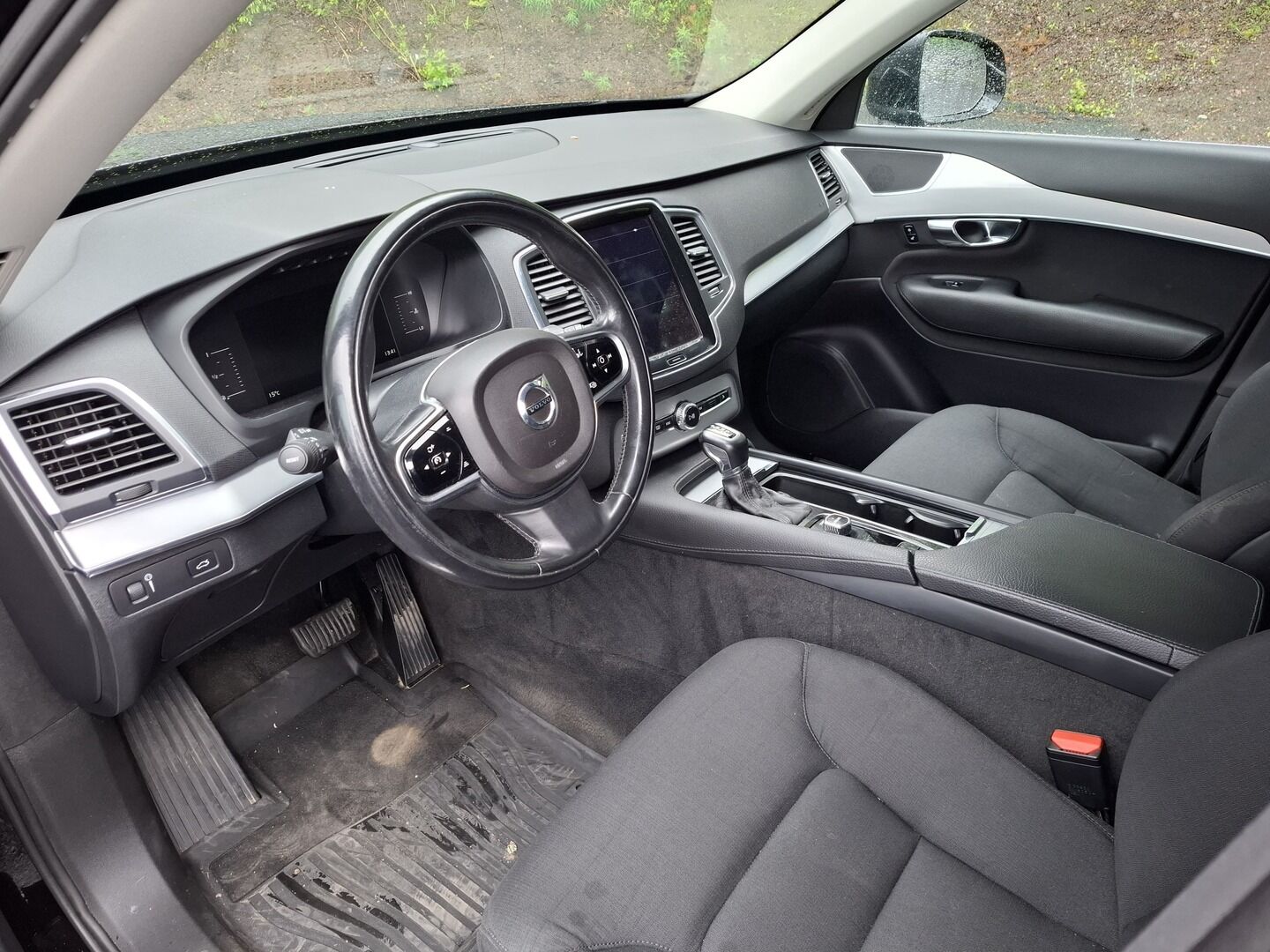 Volvo XC90 2017 D5 AWD Momentum Autom **7-h / Koukku / Adapt.vakkari / Kyeless / TULOSSA