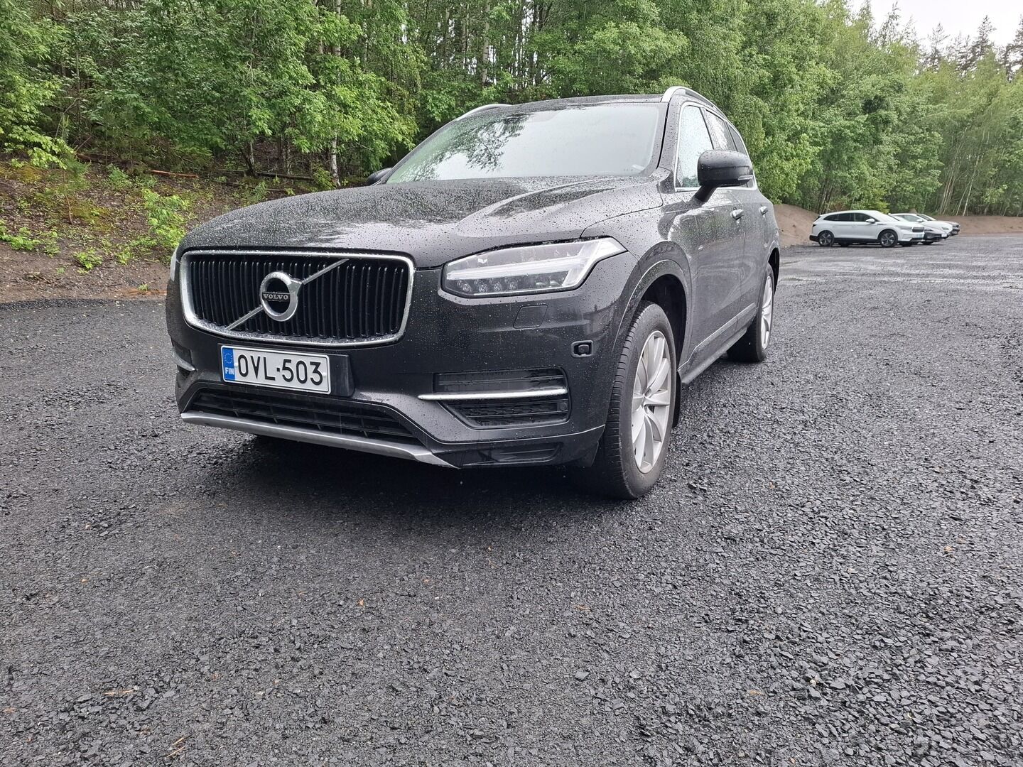 Volvo XC90 2017 D5 AWD Momentum Autom **7-h / Koukku / Adapt.vakkari / Kyeless / TULOSSA