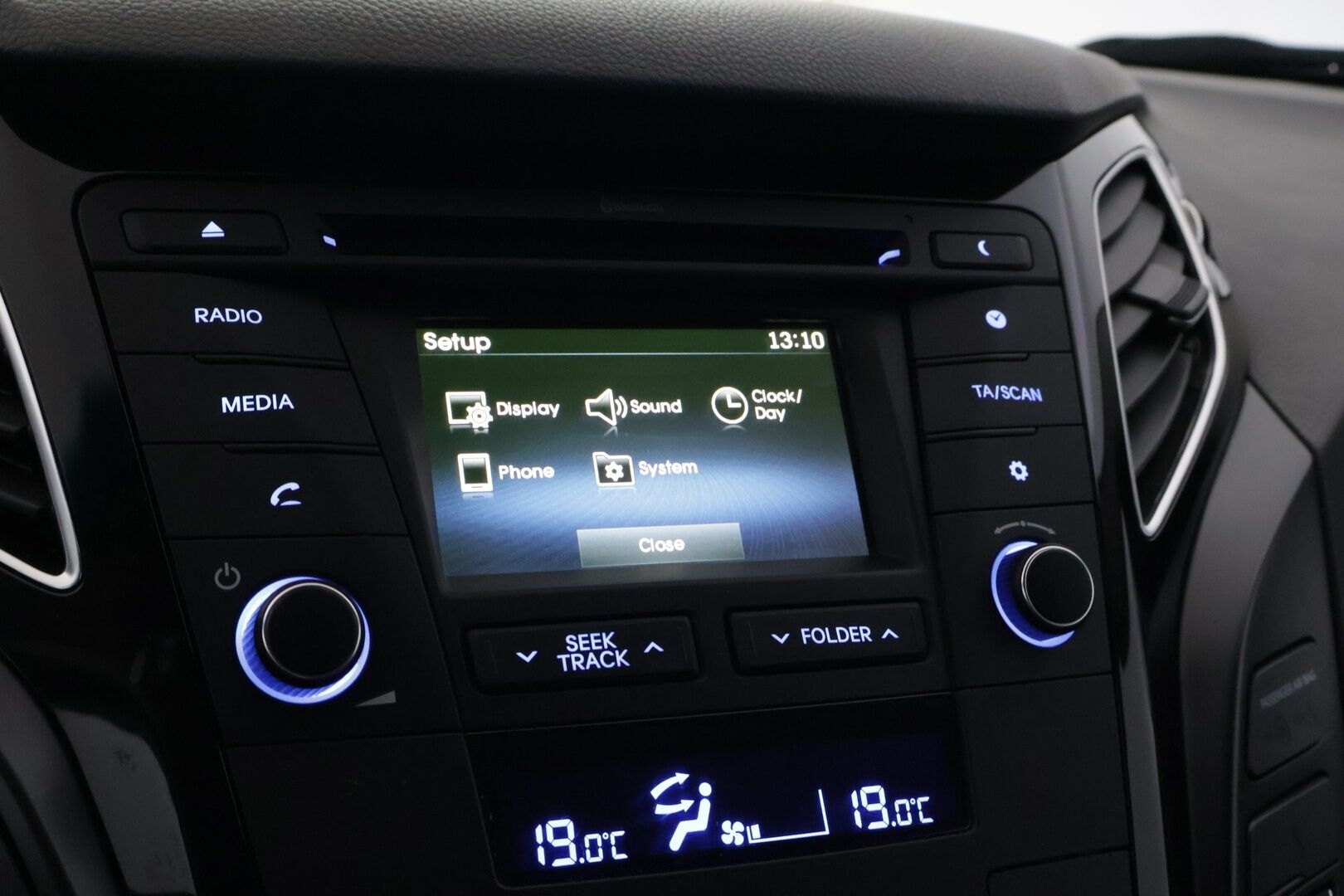 Hyundai i40 Wagon 2017 1,6 6MT ISG Comfort - | 1-OM | Suomi-auto | P.Kamera | Bluetooth | Lämmitettävä Ratti | 2x Hyvät Renkaat Aluilla | Säntillisesti Huollettu |