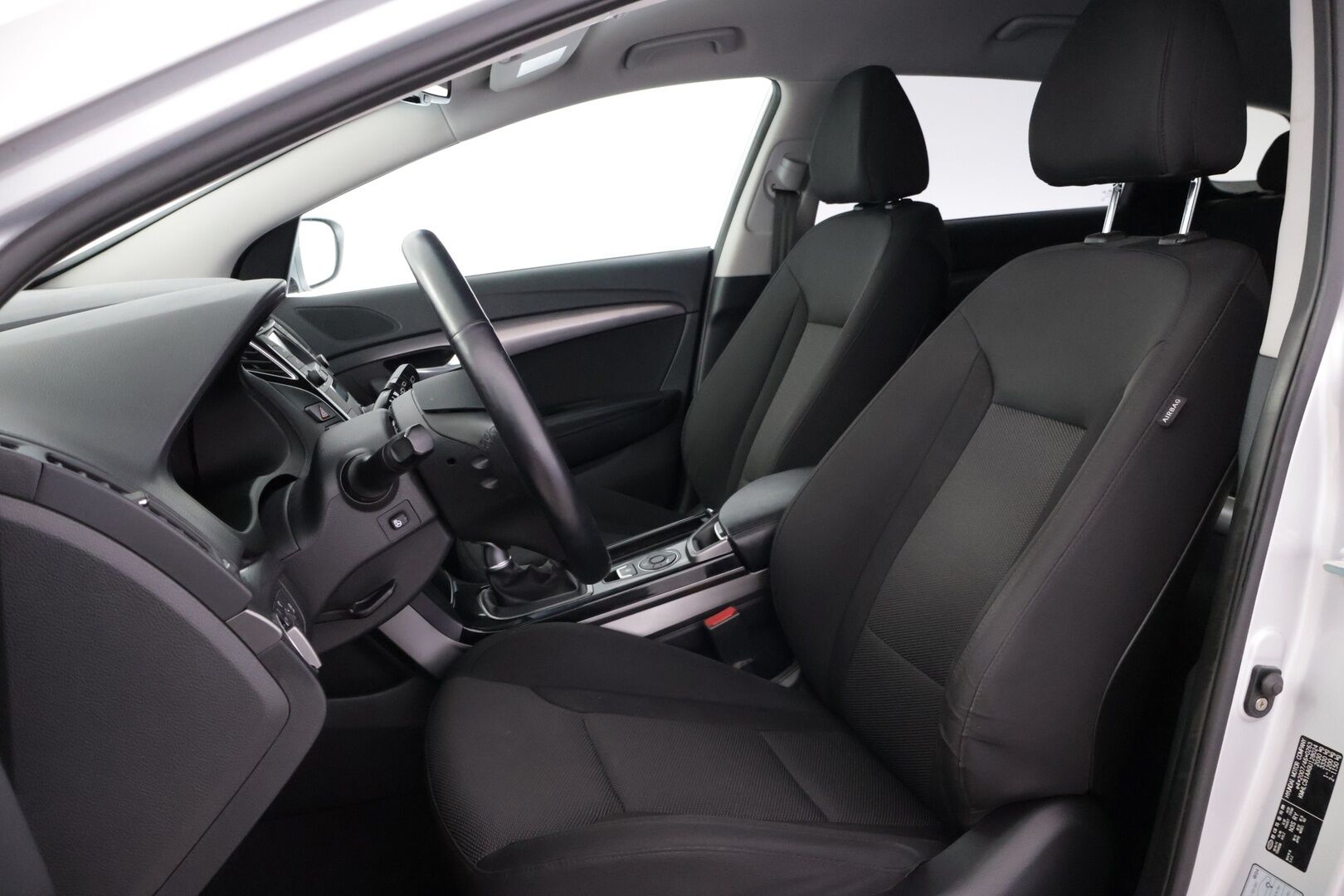 Hyundai i40 Wagon 2017 1,6 6MT ISG Comfort - | 1-OM | Suomi-auto | P.Kamera | Bluetooth | Lämmitettävä Ratti | 2x Hyvät Renkaat Aluilla | Säntillisesti Huollettu |