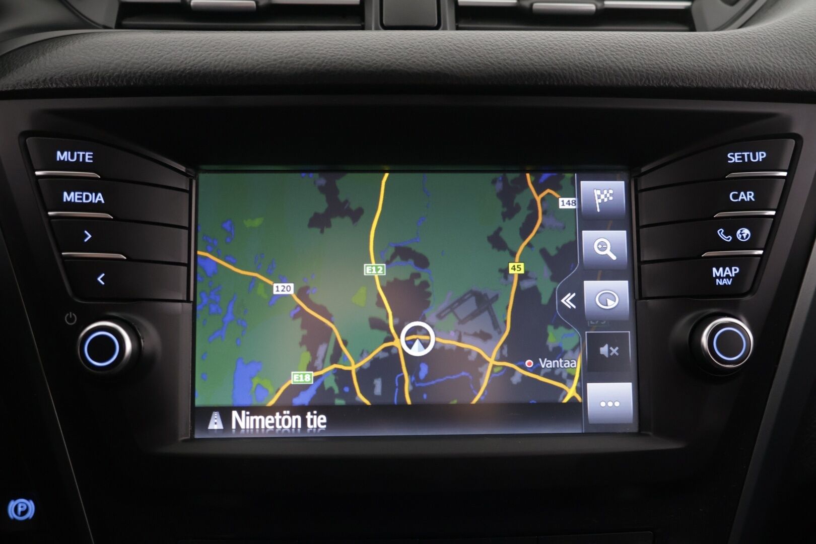 Toyota Avensis 2017 1,8 Valvematic Active Edition Touring Sports Multidrive S - Lohkolämmitin | Vakionopeudensäädin | Peruutuskamera | Kaistavahti | Ilmastointi | 