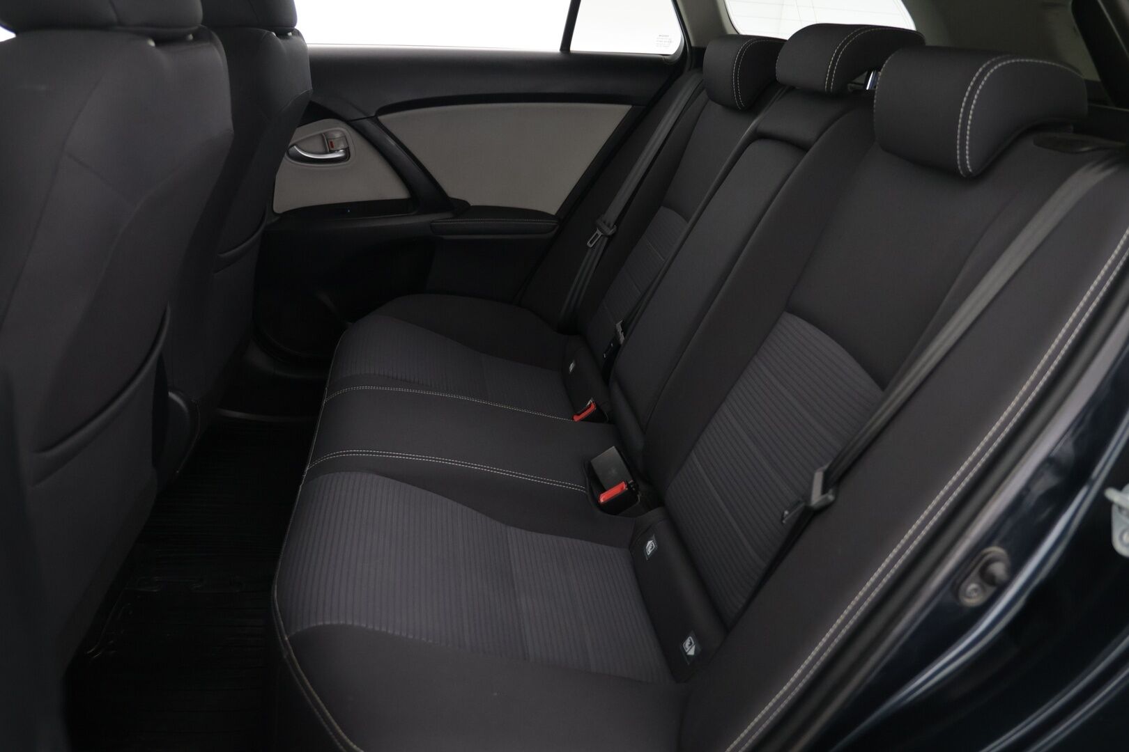Toyota Avensis 2017 1,8 Valvematic Active Edition Touring Sports Multidrive S - Lohkolämmitin | Vakionopeudensäädin | Peruutuskamera | Kaistavahti | Ilmastointi | 