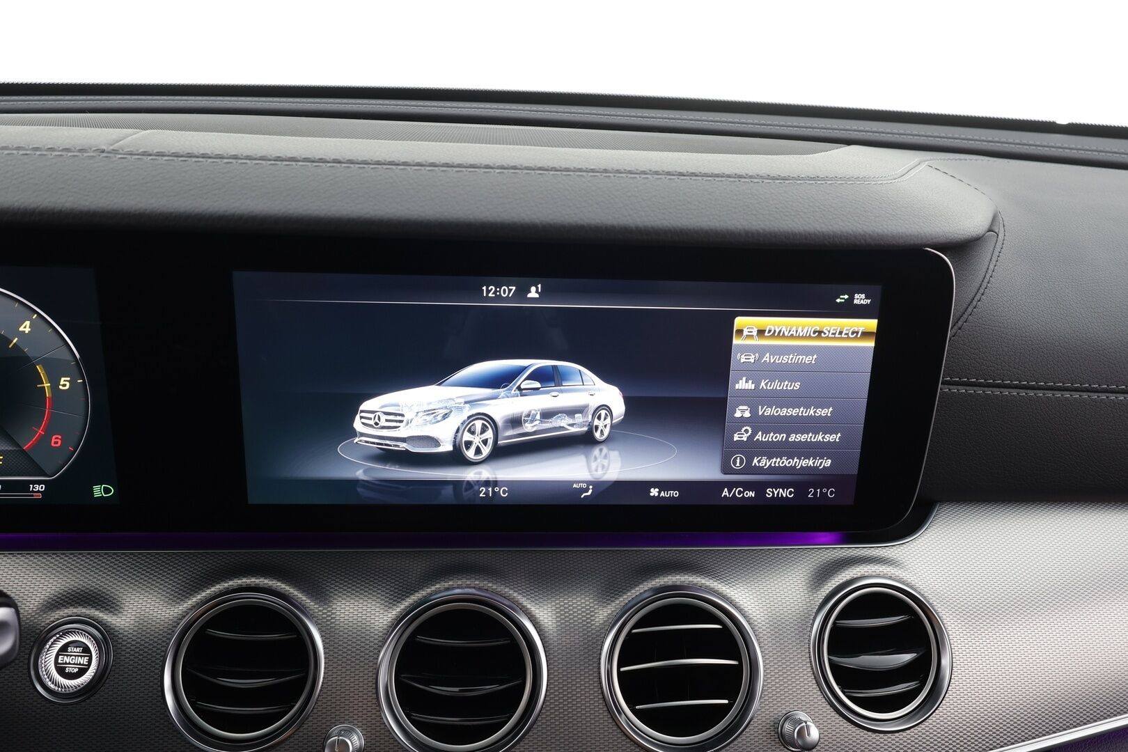 Mercedes-Benz E 2016 220 d A Premium Business AMG * Widescreen / Multibeam / P.Kamera / Sportpenkit / Navi / Katveavustin * - Kahdet renkaat