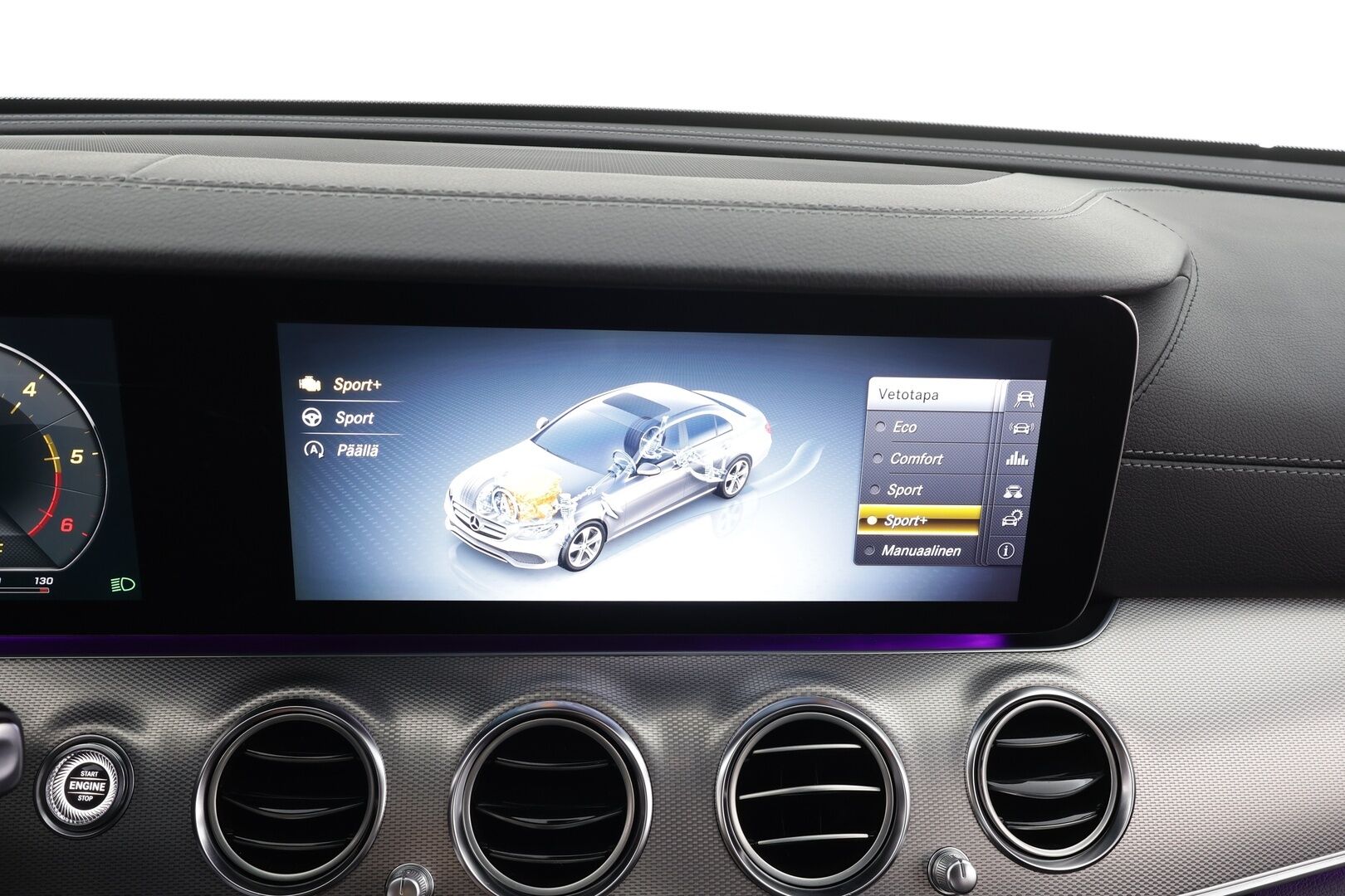 Mercedes-Benz E 2016 220 d A Premium Business AMG * Widescreen / Multibeam / P.Kamera / Sportpenkit / Navi / Katveavustin * - Kahdet renkaat