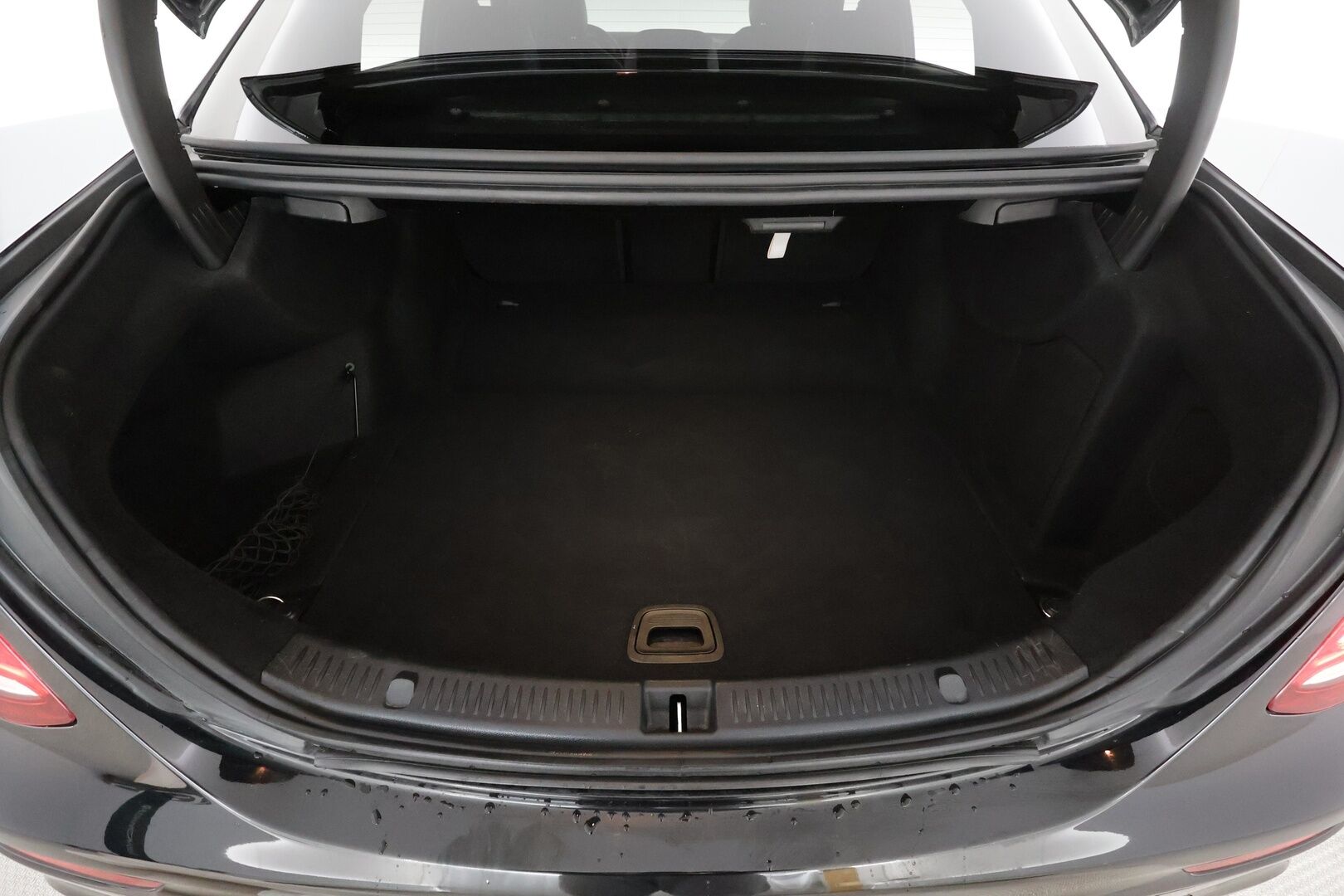 Mercedes-Benz E 2016 220 d A Premium Business AMG * Widescreen / Multibeam / P.Kamera / Sportpenkit / Navi / Katveavustin * - Kahdet renkaat