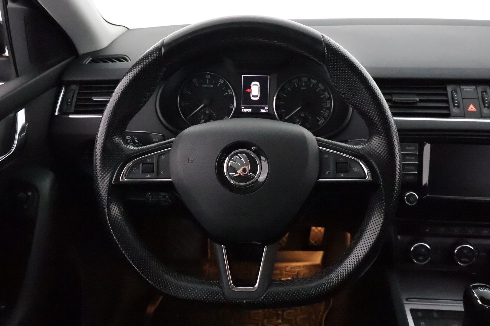 Skoda Octavia 2017 Combi 1,4 TSI Style DSG **Webasto / Koukku / ACC / Xenon / P.Tutkat / Navi / KeylessGO** - Suomi-auto / Kahdet Renkaat
