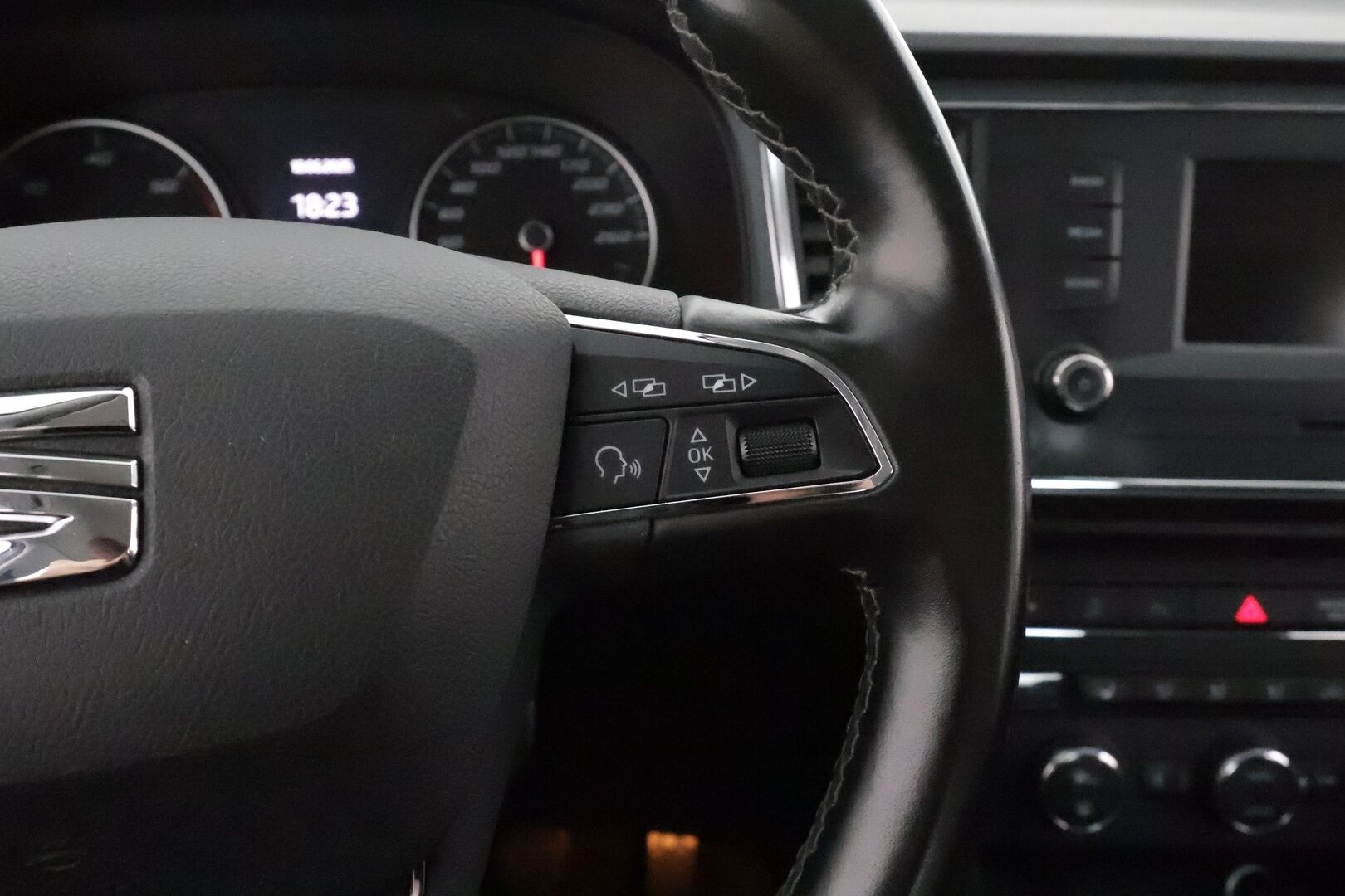 Seat Ateca 2017 2,0 TDI 150 4DRIVE Style ** Webasto / Koukku / Adapt.Vakkari / LED-valot / P.Tutkat ** - Suomi-auto / Kahdet Renkaat