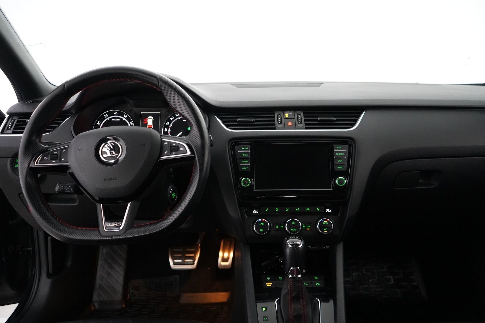 Skoda Octavia 2017 2,0 TSI Combi RS 230 DSG Aut *Webasto / Acc / Koukku / Canton / Keyless / Nahat / S.Kontti* - Suomi-auto / Kahdet OEM Vanteet / Hyvät huollot