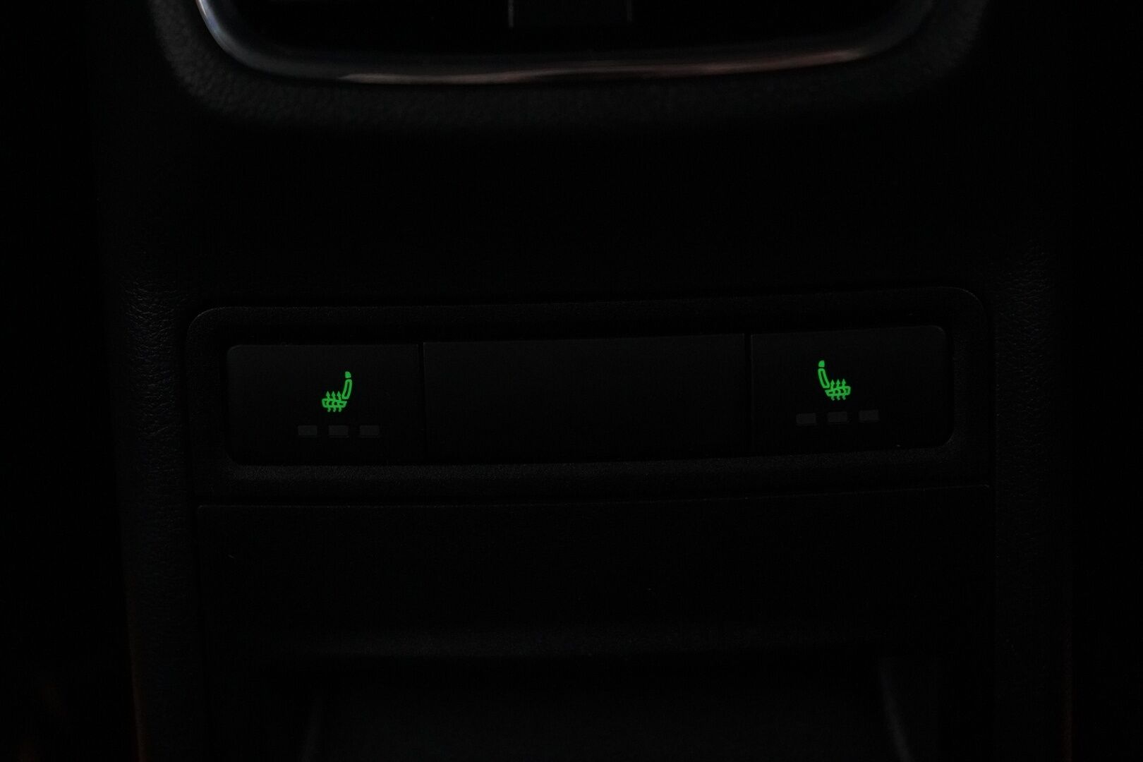 Skoda Octavia 2017 2,0 TSI Combi RS 230 DSG Aut *Webasto / Acc / Koukku / Canton / Keyless / Nahat / S.Kontti* - Suomi-auto / Kahdet OEM Vanteet / Hyvät huollot