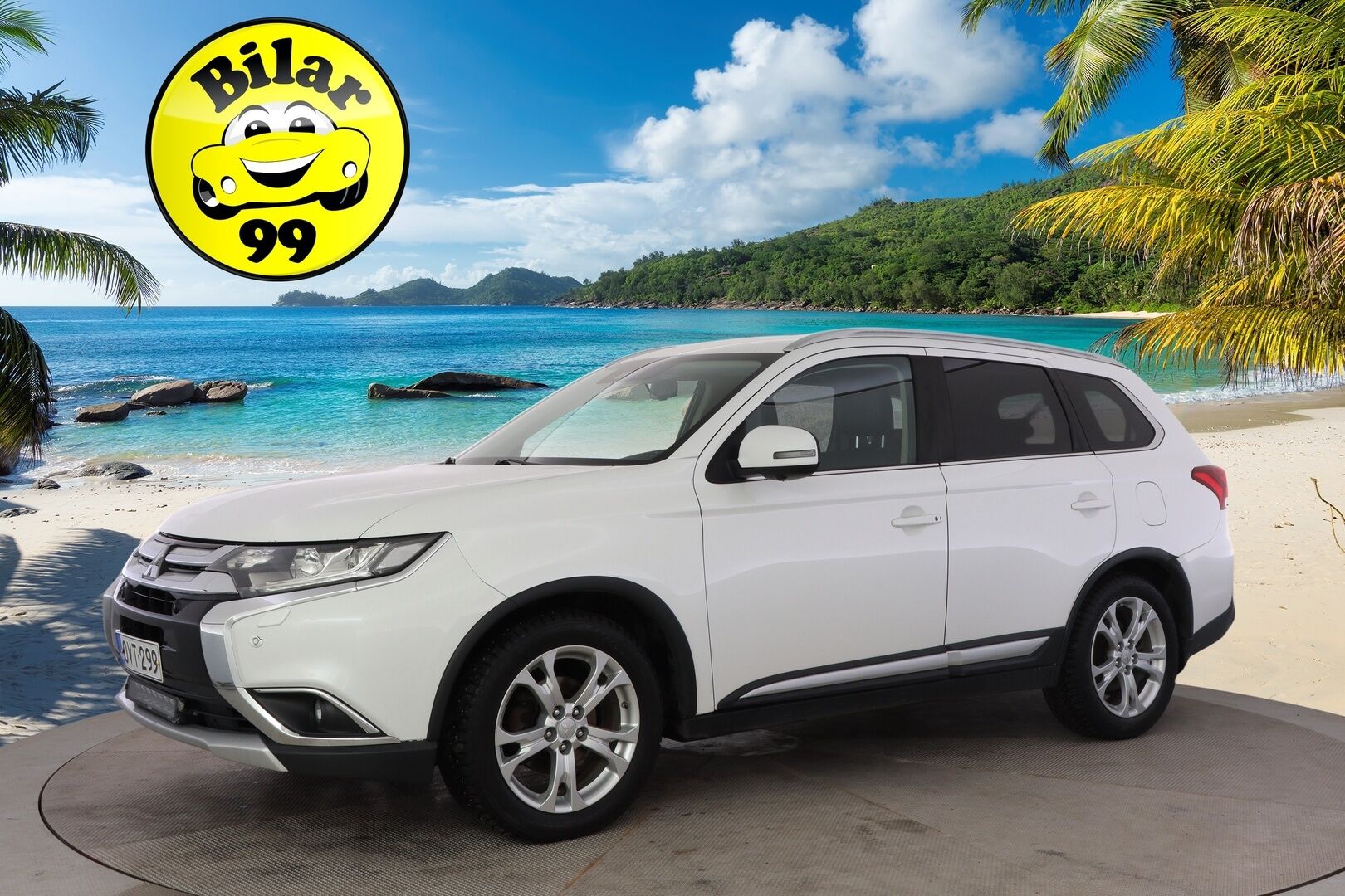 Mitsubishi Outlander 2017 2,2 DI-D Instyle 4WD 7P Business *Webasto / Adapt. vakkari / Rockford / Nahat / Lane assist / Blis / 360 kamera / Navi / Koukku* - *Webasto / Adapt. vakkari / Rockford / Nahat / Lane assist / Blis / 360 kamera / Navi / Koukku*