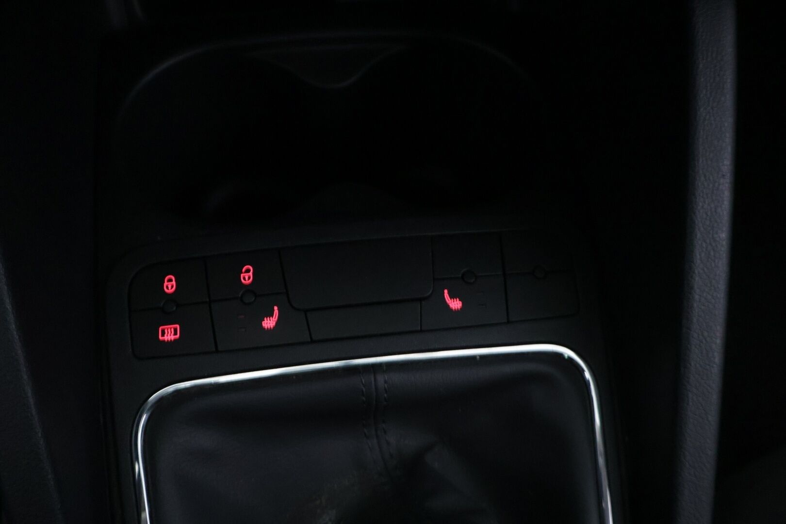 Seat Ibiza 2017 1,2 TSI 90 Style */ Suomi-auto / Vakkari / Webasto / Lohko / Bluetooth / Ilmastointi / 2x renkaat /* - Näppärä kauppakassi / 2x renkaat