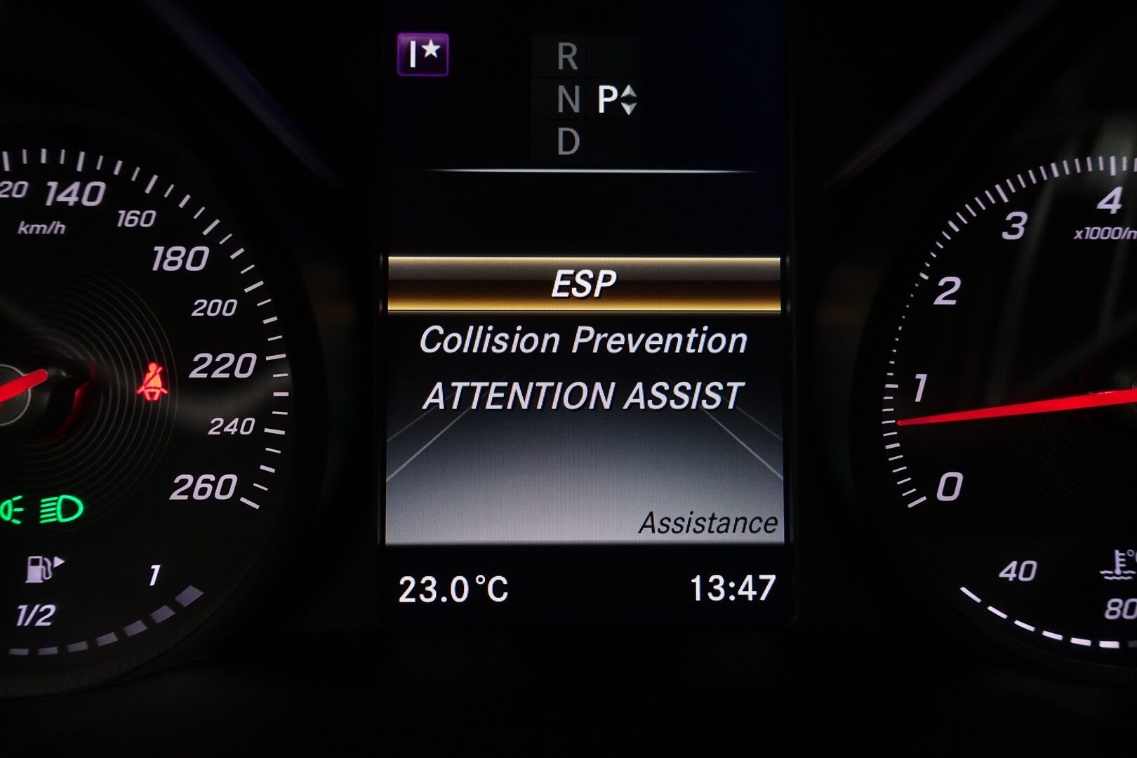 Mercedes-Benz C 2017 200 Edition 4MATIC - | 1-OM Suomi-auto | Näyttävä | Vetokoukku | Lohkolämmitin | ILS-Led |  Vakionopeudensäädin nopeudenrajottimella | 