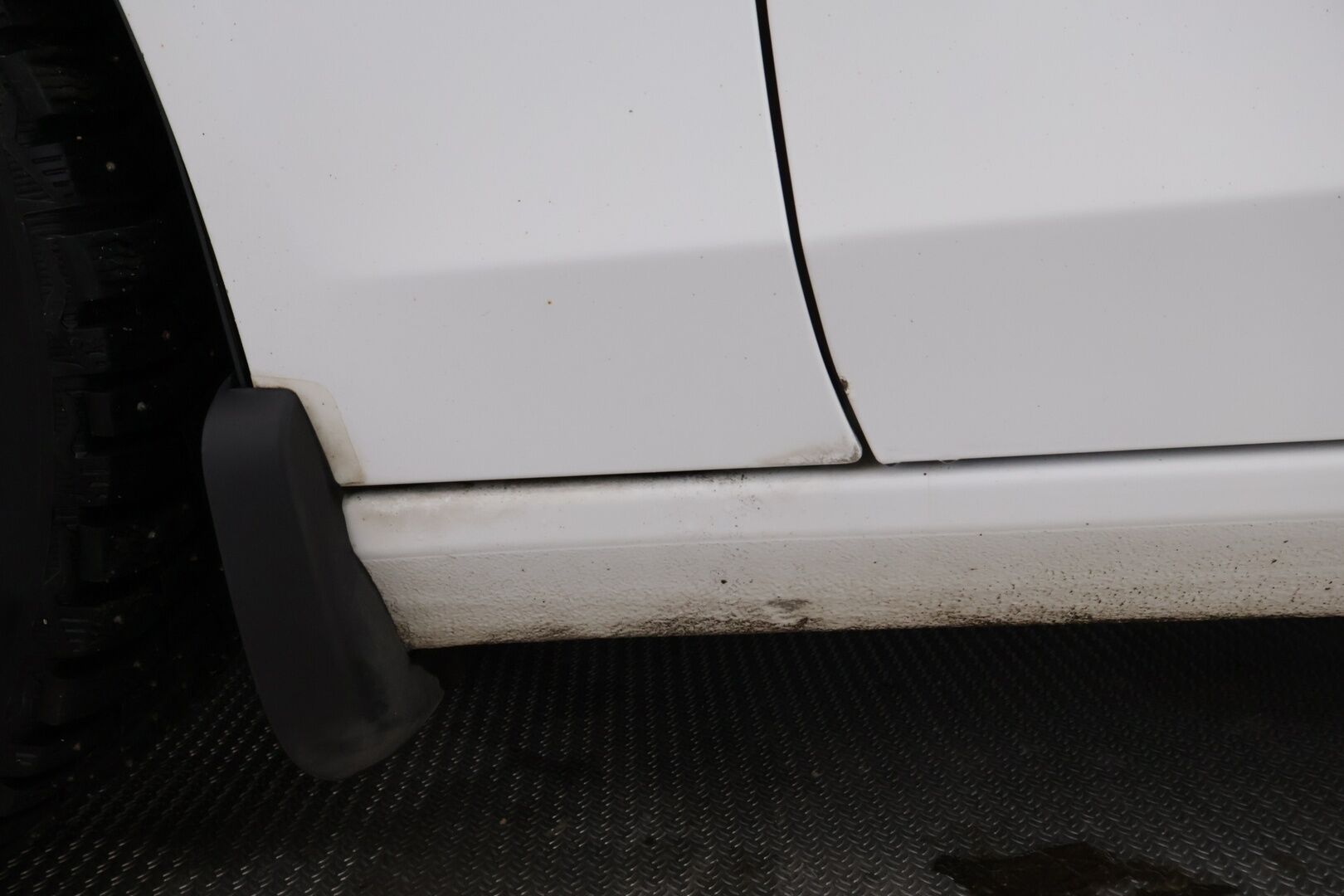 Audi A4 2014 Avant Business 2,0 TDI 130 kW quattro - YritysOutlet - Myydään vain yrityksille - Webasto / Vakkari / Xenon / Jakopää juuri tehty!