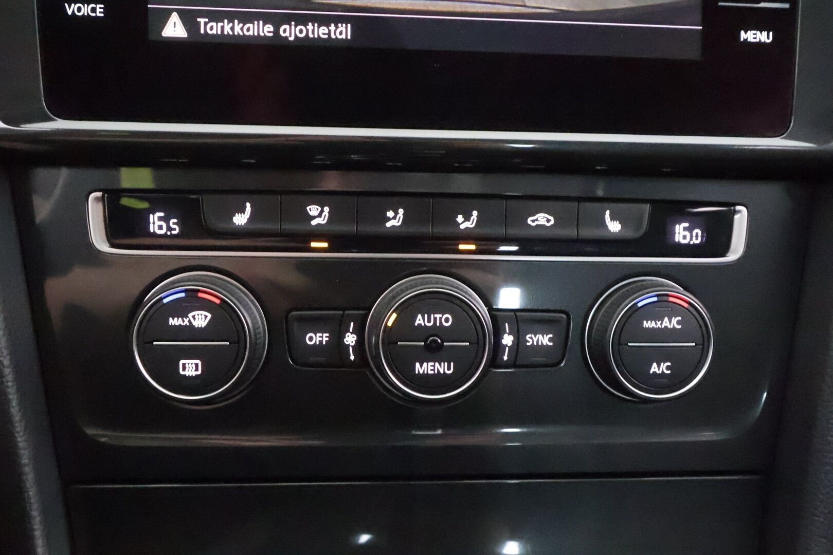 Volkswagen Golf 2018 Comfortline 1,4 TSI 92 kW (125 hv) DSG-automaatti - | ACC | Lohko | P.Kamera | Lisävalo | Apple&Android | Suomi-auto | Kahdet Renkaat |