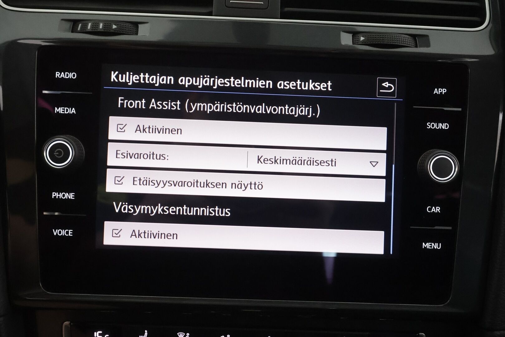 Volkswagen Golf 2018 Comfortline 1,4 TSI 92 kW (125 hv) DSG-automaatti - | ACC | Lohko | P.Kamera | Lisävalo | Apple&Android | Suomi-auto | Kahdet Renkaat |