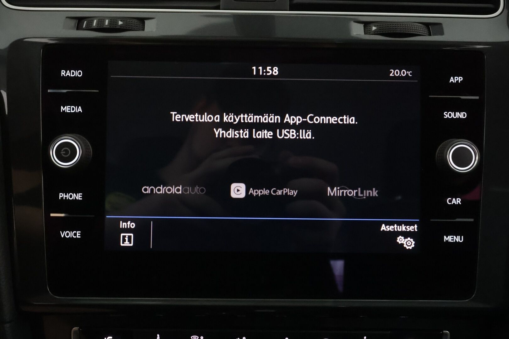 Volkswagen Golf 2018 Comfortline 1,4 TSI 92 kW (125 hv) DSG-automaatti - | ACC | Lohko | P.Kamera | Lisävalo | Apple&Android | Suomi-auto | Kahdet Renkaat |
