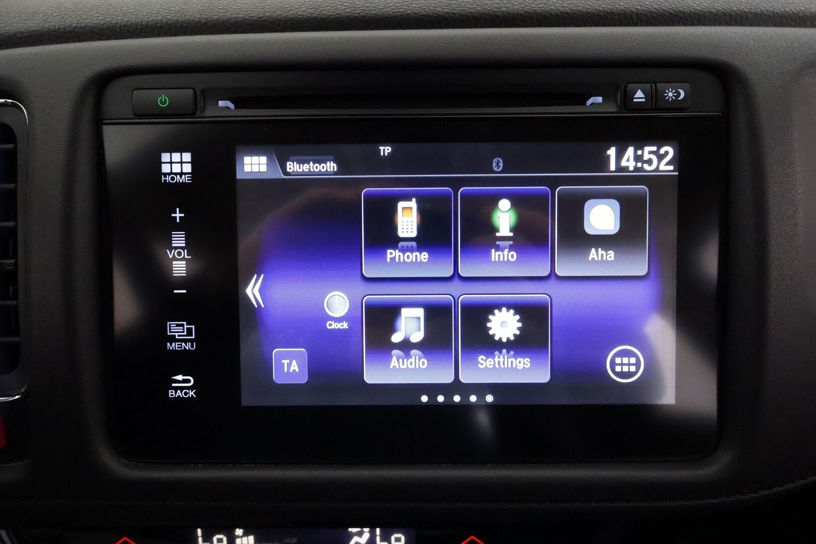 Honda HR-V 2017 1,5 Elegance CVT **Vakkari / Koukku / P.tutkat / Kaistavahti / Bluetooth / Penkinlämmittimet** - Suomi-auto / Kahdet renkaat aluvanteilla