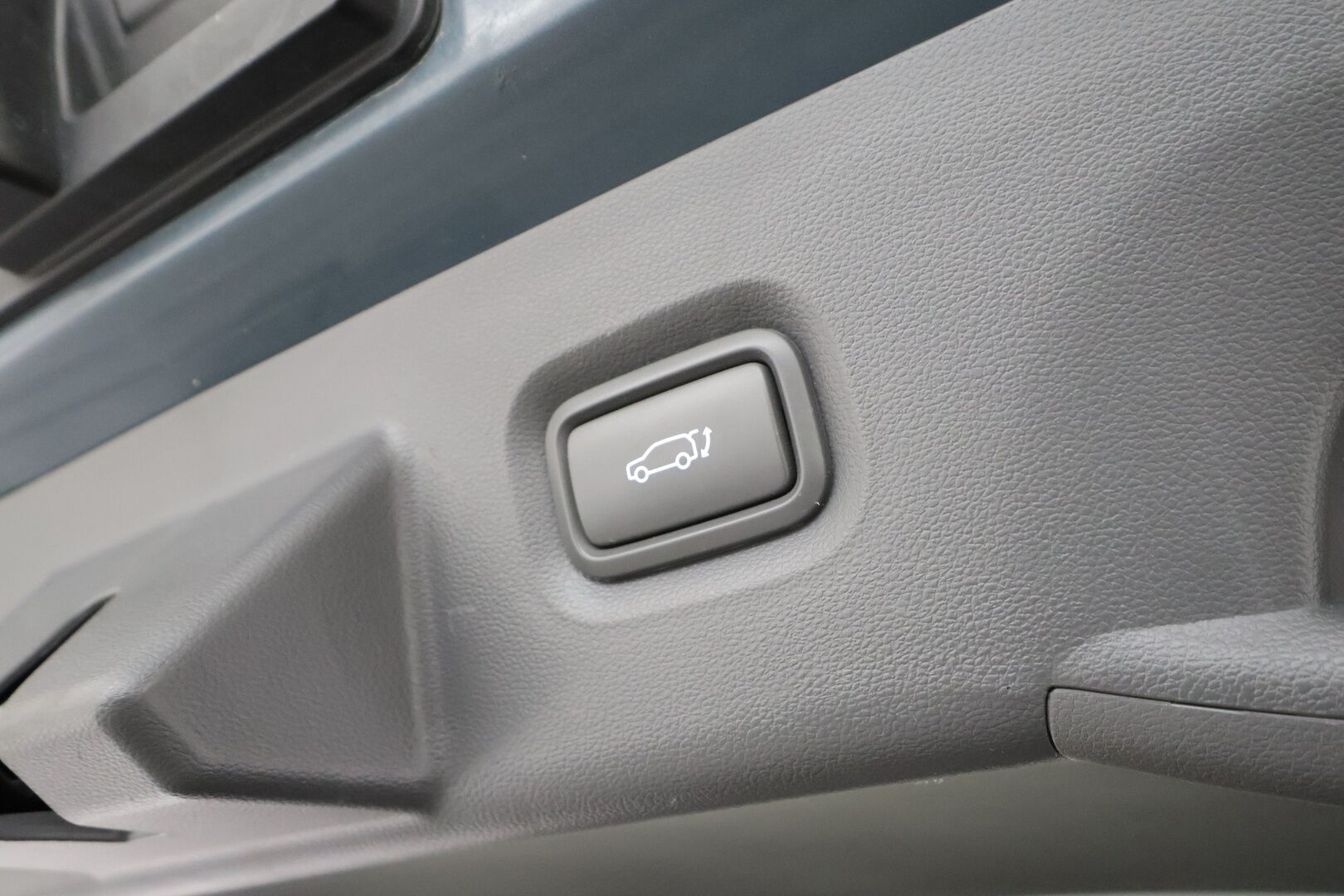 Hyundai IONIQ 5 2022 73 kWh 217 hv Premium * ACC / HUD / 360° / ILP / Relax-istuimet / Bose / LED / Ilmastoidut nahat / KeylessGo / Sähköluukku * - Suomi-auto / Akku kuntotarkastettu SoH 97,1% / Kahdet renkaat aluvanteilla / Merkkihuollettu / Huippuvarusteet