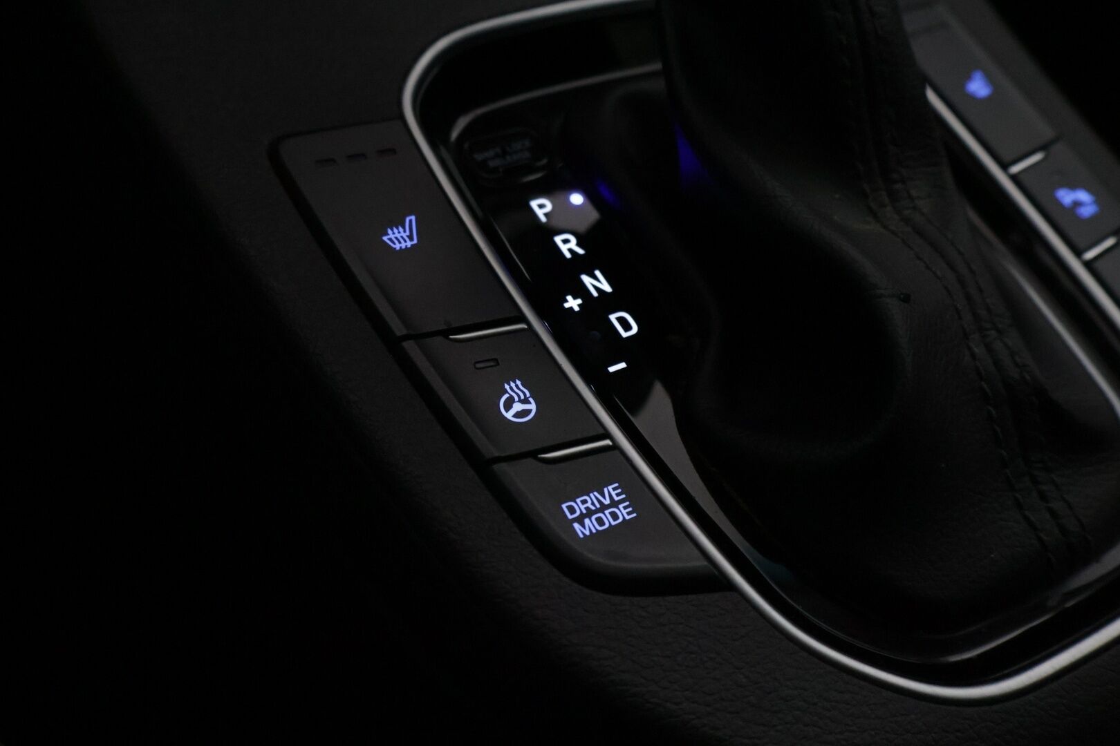 Hyundai i30 Wagon 2021 1,0 T-GDI 120 hv 48V hybrid 7-DCT-aut Comfort *P.Kamera / Lohko+S.Pistoke / Ratinlämmitin* - *Merkkihuollettu! / 1 Omisteinen Suomi-auto!*