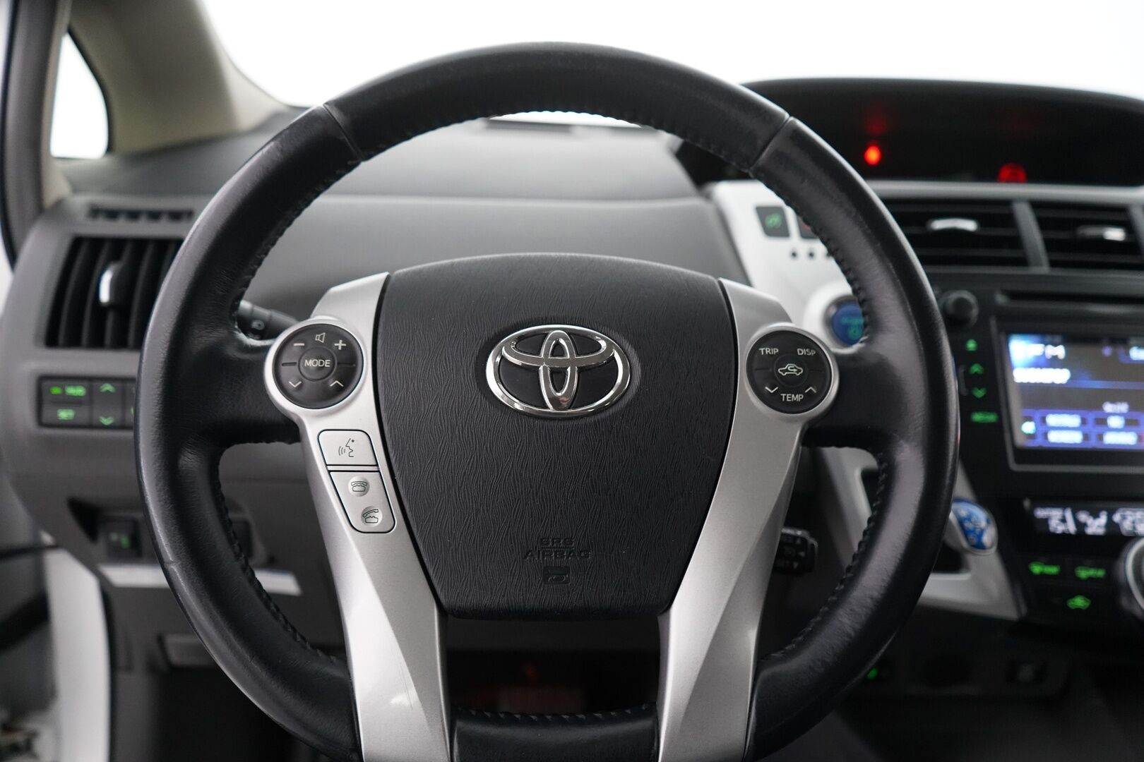 Toyota PRIUS+ 2015 1.8 Active 7p *Kamera / HUD / Nahat / Vakkari* - Täydellinen huoltohistoria / Kahdet hyvät renkaat / 7-paikkainen
