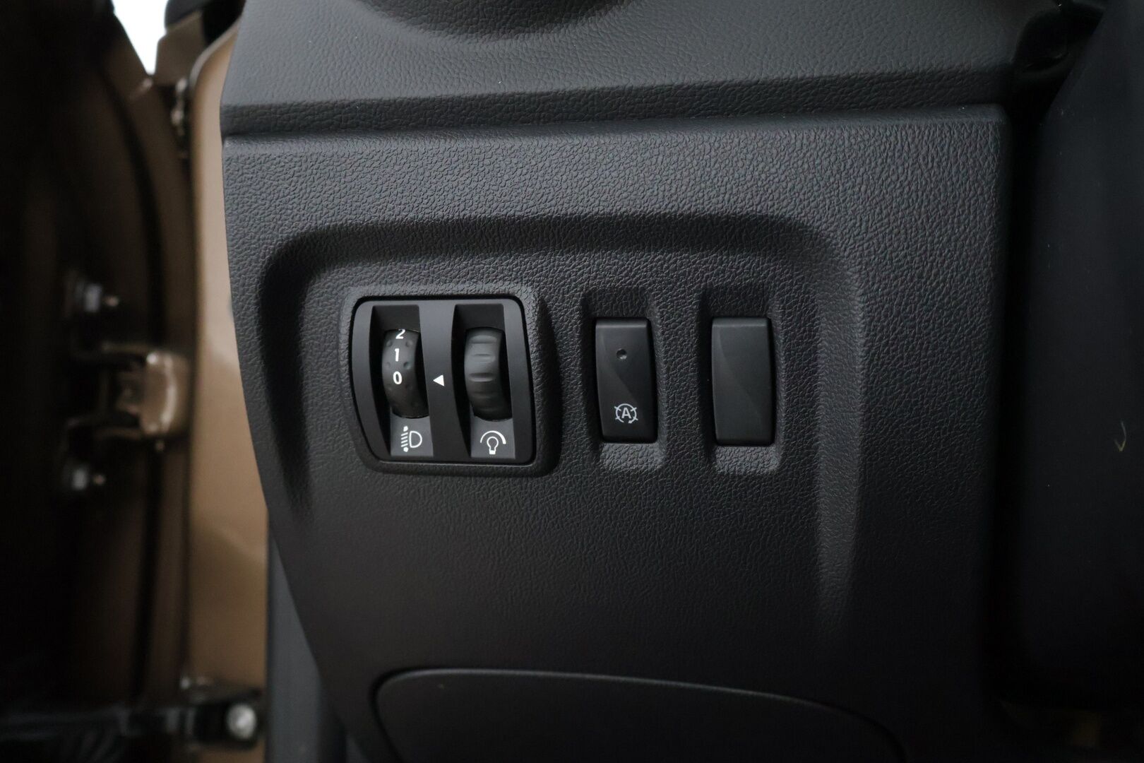 Renault Captur 2017 TCe 90 Zen S17 * Lohko / P-Tutka / Vakkari / Navi / KeyLessGo * - * Päältä kaunis ja sisältä toimiva Renault! *