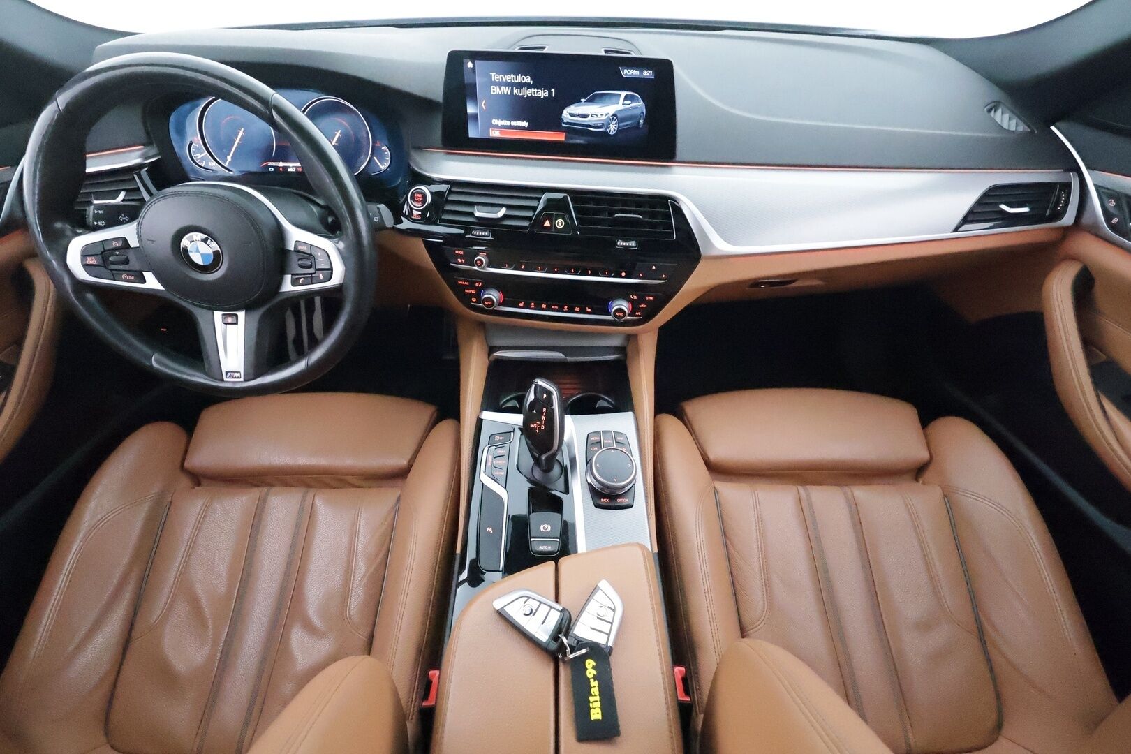 BMW 530 2018 G31 Touring 530d A xDrive M-Sport **Panorama / P. Kamera / Sporttipenkit / LED-valot / Navi / Digimittaristo** - Ruskea Nahkaverhoilu / Vakkari / KeylessGO / 2x Renkaat