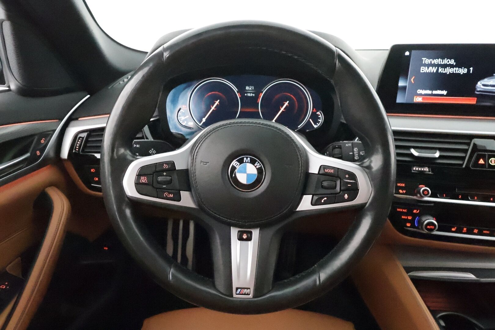 BMW 530 2018 G31 Touring 530d A xDrive M-Sport **Panorama / P. Kamera / Sporttipenkit / LED-valot / Navi / Digimittaristo** - Ruskea Nahkaverhoilu / Vakkari / KeylessGO / 2x Renkaat