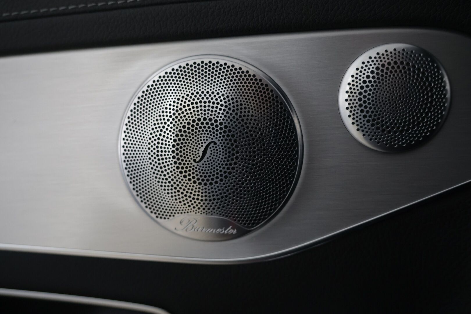 Mercedes-Benz C 2016 250 d 4Matic A AMG Premium Edition / Burmester / Adaptiivinen vakionopeudensäädin / Koukku / * - KeyLessGo / Bliss / 2x AMG-vanteet / - HULLUT AVAJAISHULINAT KORKOTARJOUS 3,29 %