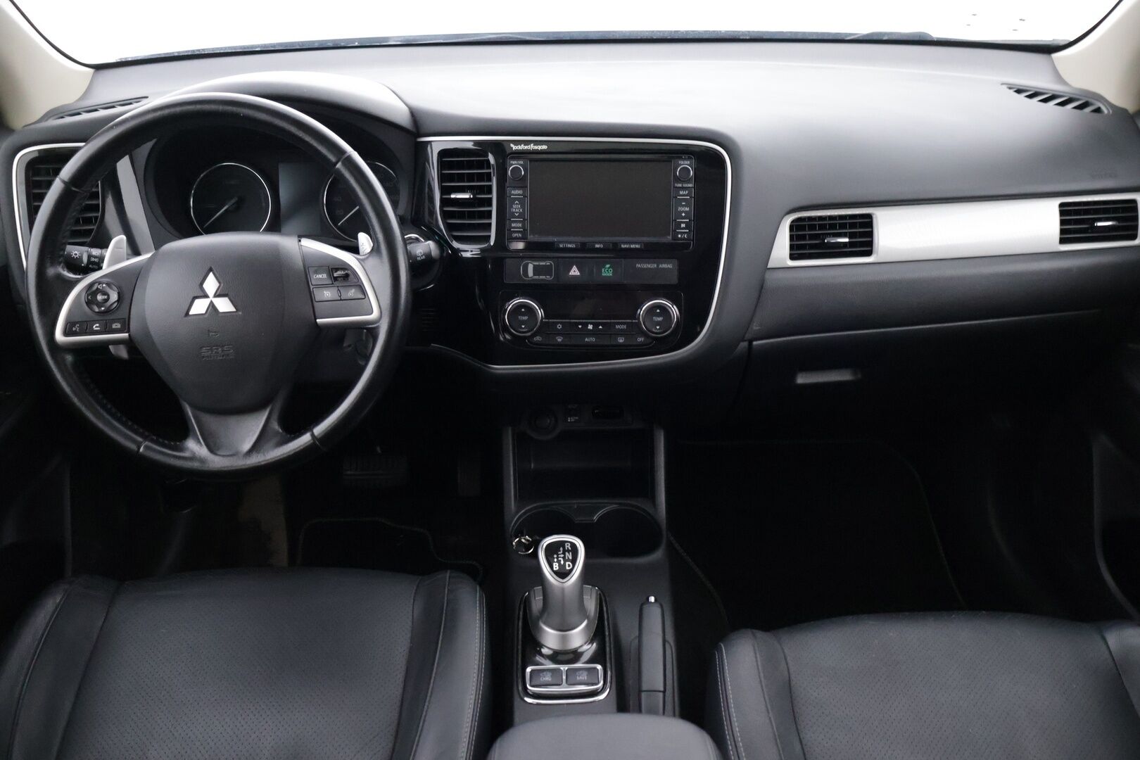 Mitsubishi Outlander PHEV 2014 Instyle Navi 4WD 5P - | Rockford | Koukku | Lasikattoluukku | Mustat nahat | Lasikattoluukku | 