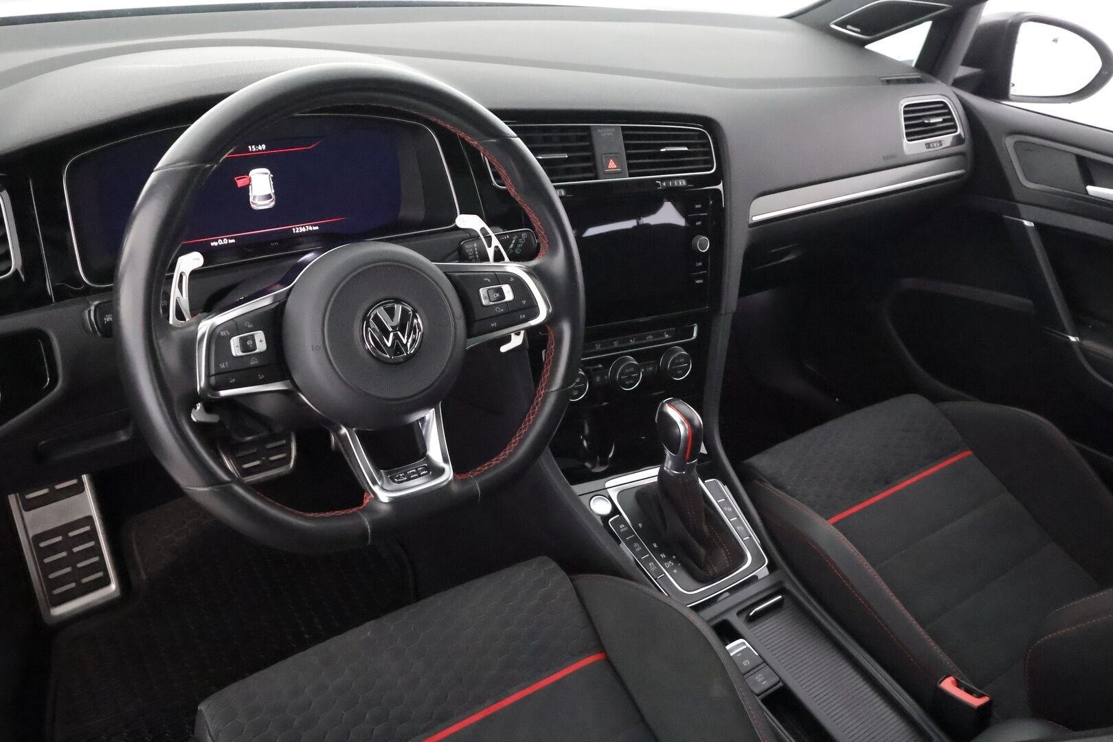 Volkswagen Golf 2018 GTI 2,0 TSI 169 kW (230 hv) DSG-automaatti - | ACC | Webasto | Dynaudio | Puolinahat | P.Kamera | LED | Apple&Android | Suomi-auto | Kahdet Renkaat |