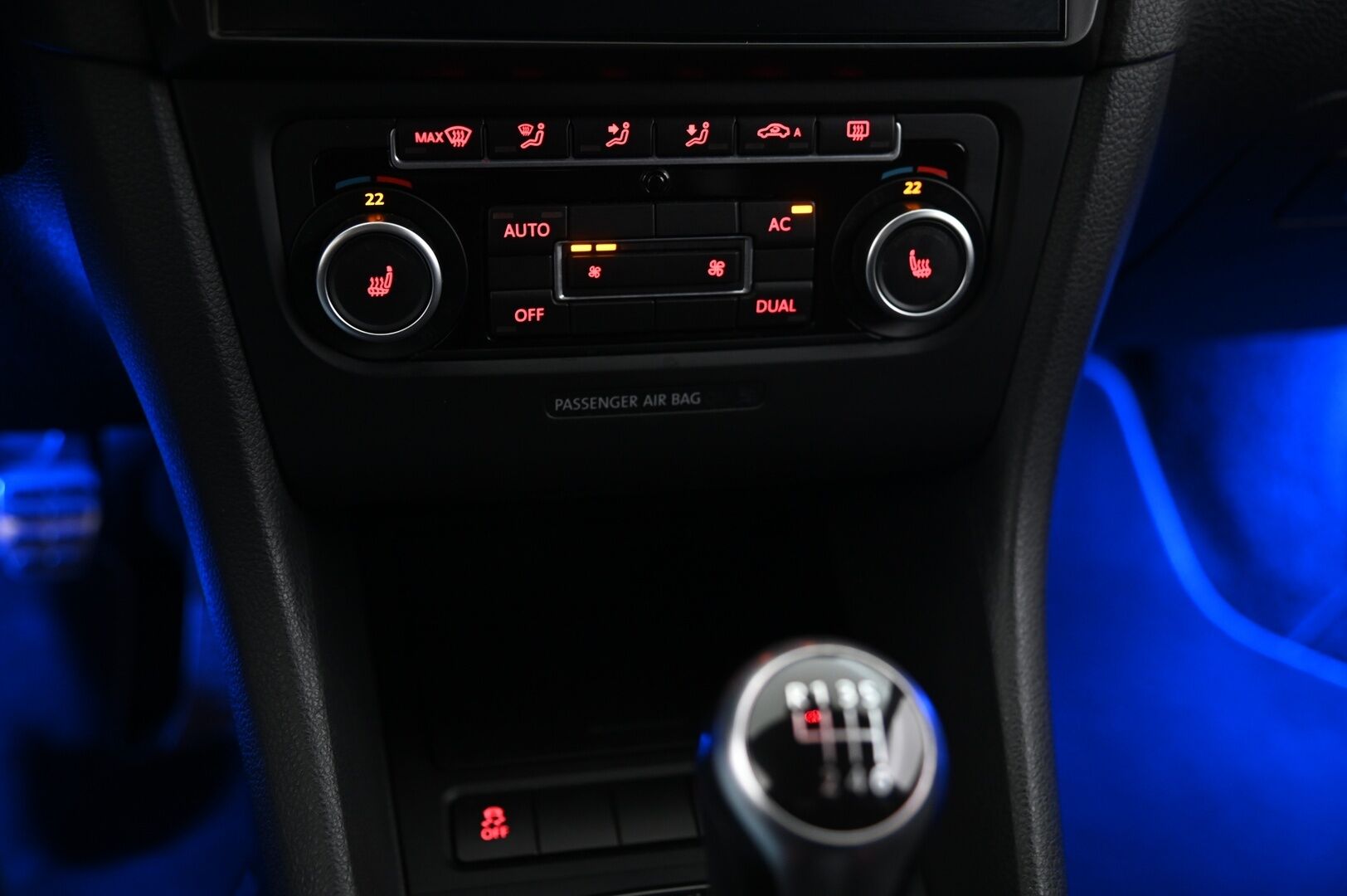 Volkswagen Golf 2012 R 2.0 TSI*Manuaali / *Miltek / BC-alusta / Alpine / Appconnect / Vakkari / Lohko* - Juuri leimattu / Näyttävä / Harvinainen Manuaali / 2x renkaat & vanteet