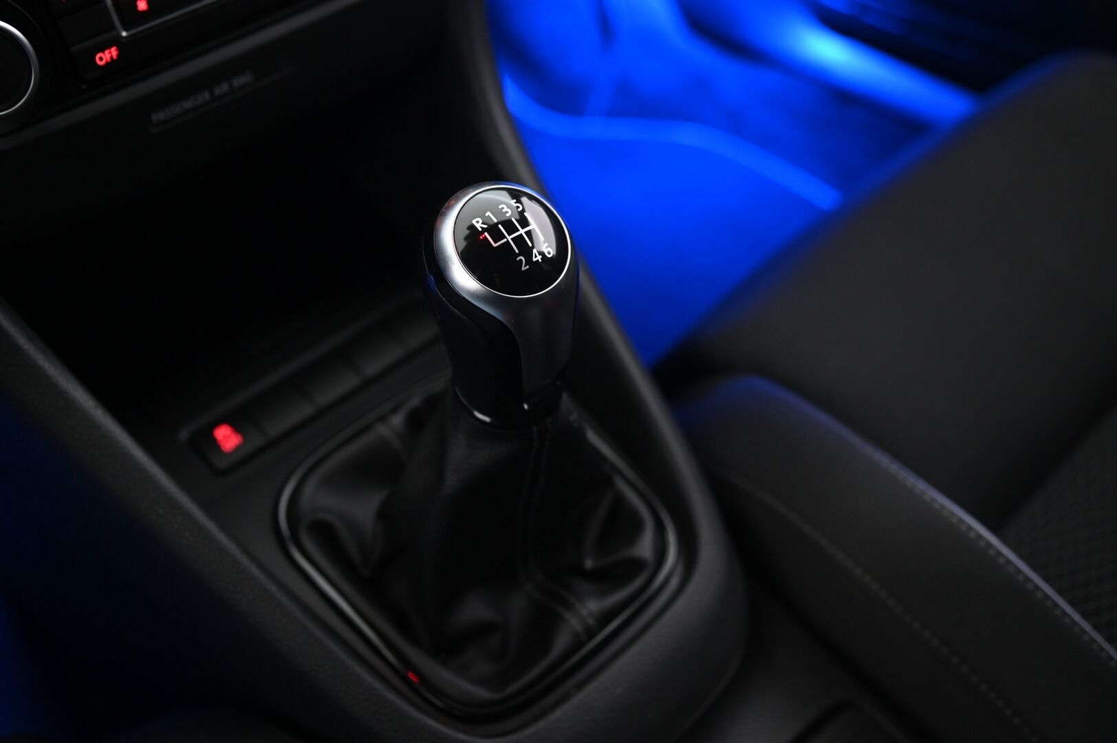 Volkswagen Golf 2012 R 2.0 TSI*Manuaali / *Miltek / BC-alusta / Alpine / Appconnect / Vakkari / Lohko* - Juuri leimattu / Näyttävä / Harvinainen Manuaali / 2x renkaat & vanteet