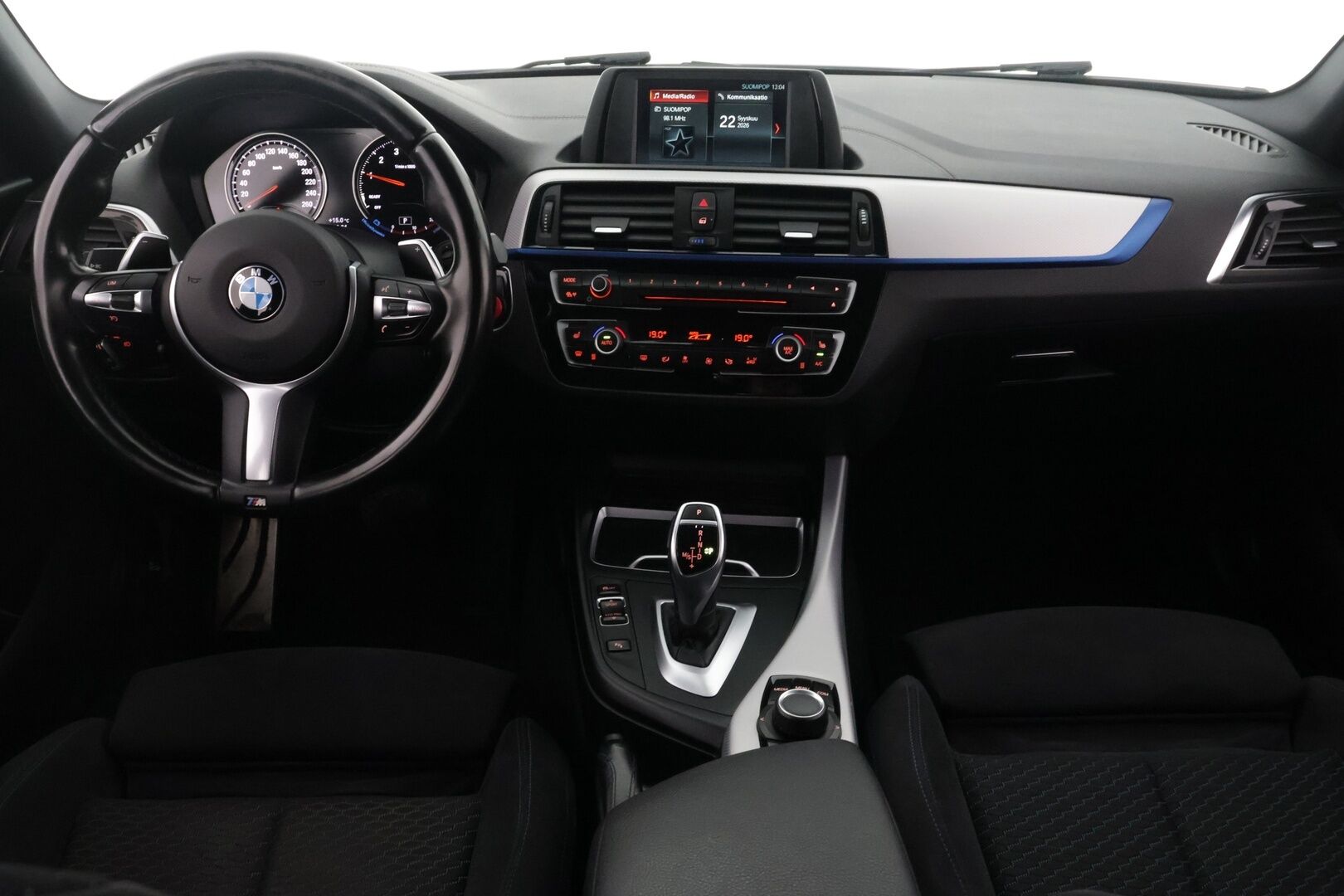 BMW M140i 2018 F20 Hatchback M140i A - Suomi-Auto | Ei viritetty | Tutkat | LED | Vakionopeudensäädin | Vähän Ajettu! |