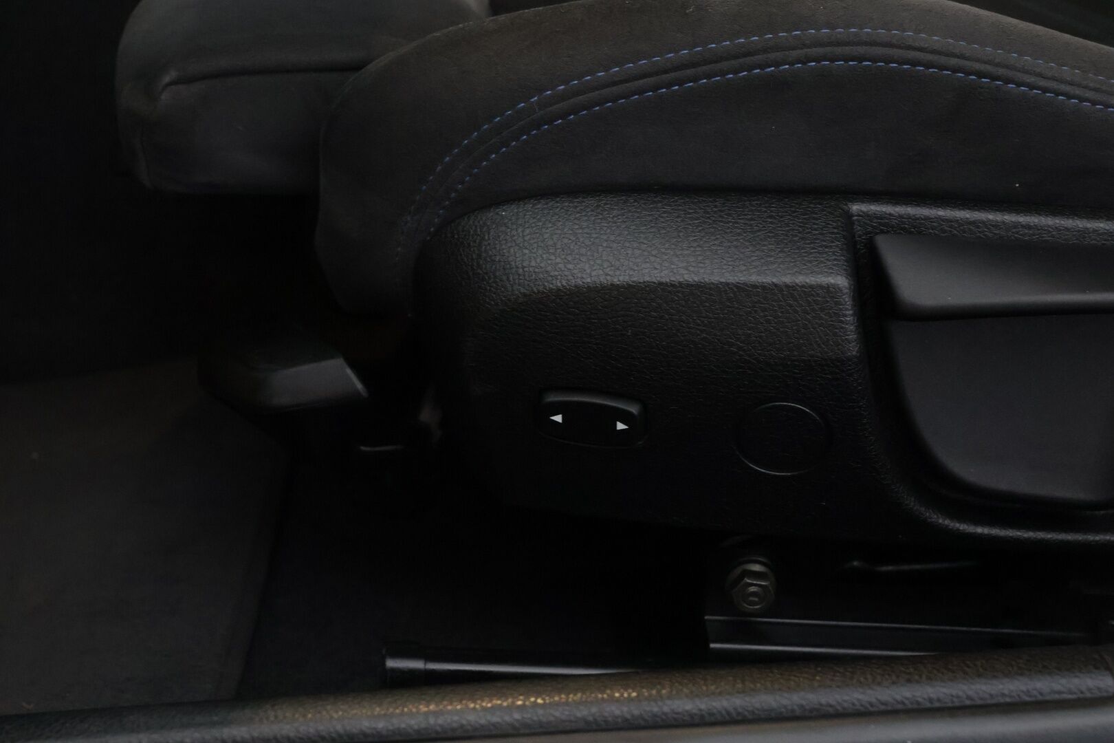 BMW M140i 2018 F20 Hatchback M140i A - Suomi-Auto | Ei viritetty | Tutkat | LED | Vakionopeudensäädin | Vähän Ajettu! |