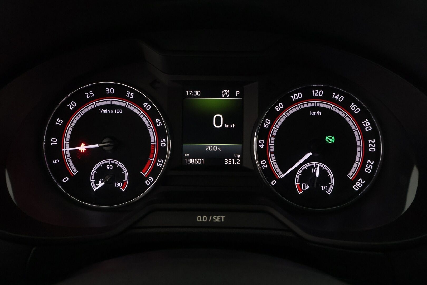 Skoda Octavia 2018 Combi 2,0 TDI 184 RS DSG Autom *Adapt. Vakkari / BLIS / Koukku / Webasto / P. Kamera / Hihna vaihdettu 2024* - *Suomi Auto / 2x hyvät renkaat / Hyvä huoltohistoria*