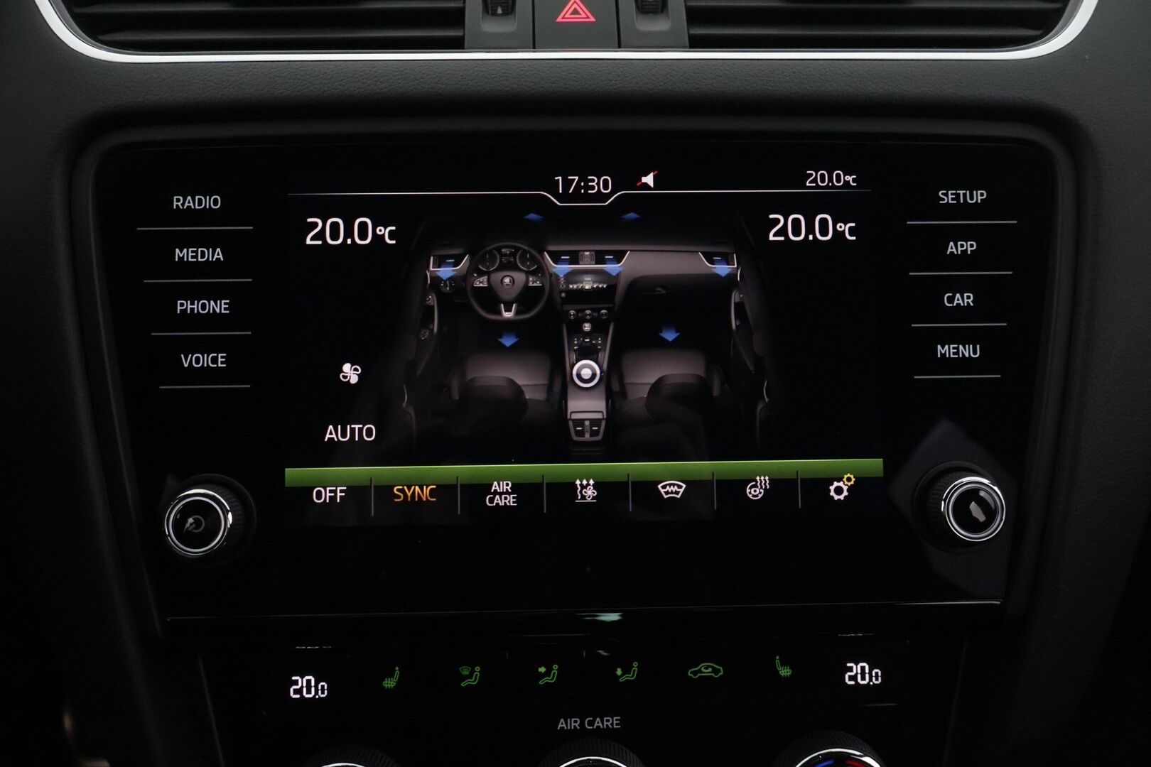 Skoda Octavia 2018 Combi 2,0 TDI 184 RS DSG Autom *Adapt. Vakkari / BLIS / Koukku / Webasto / P. Kamera / Hihna vaihdettu 2024* - *Suomi Auto / 2x hyvät renkaat / Hyvä huoltohistoria*